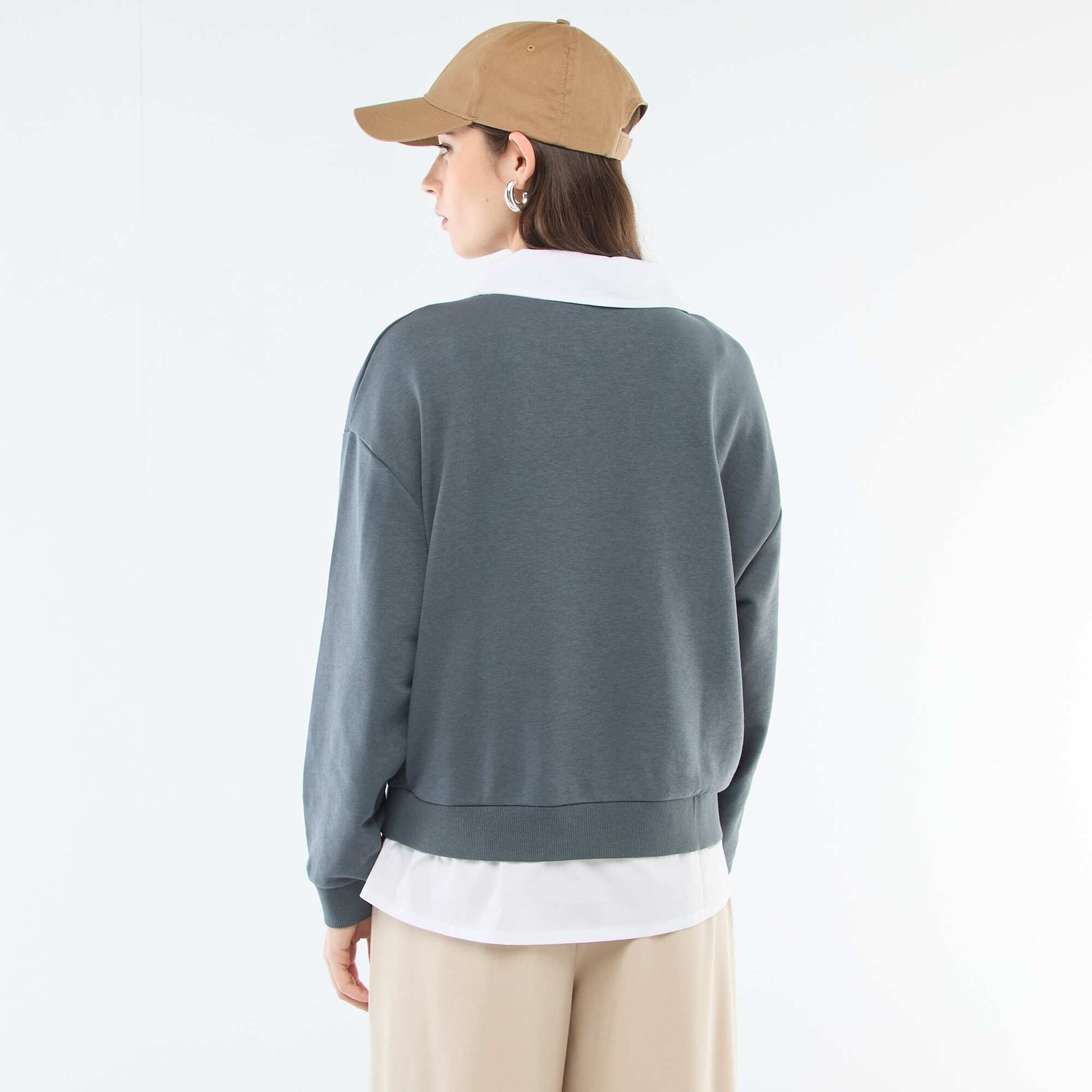 Campus-Style Crew Neck Sweatshirt GREY