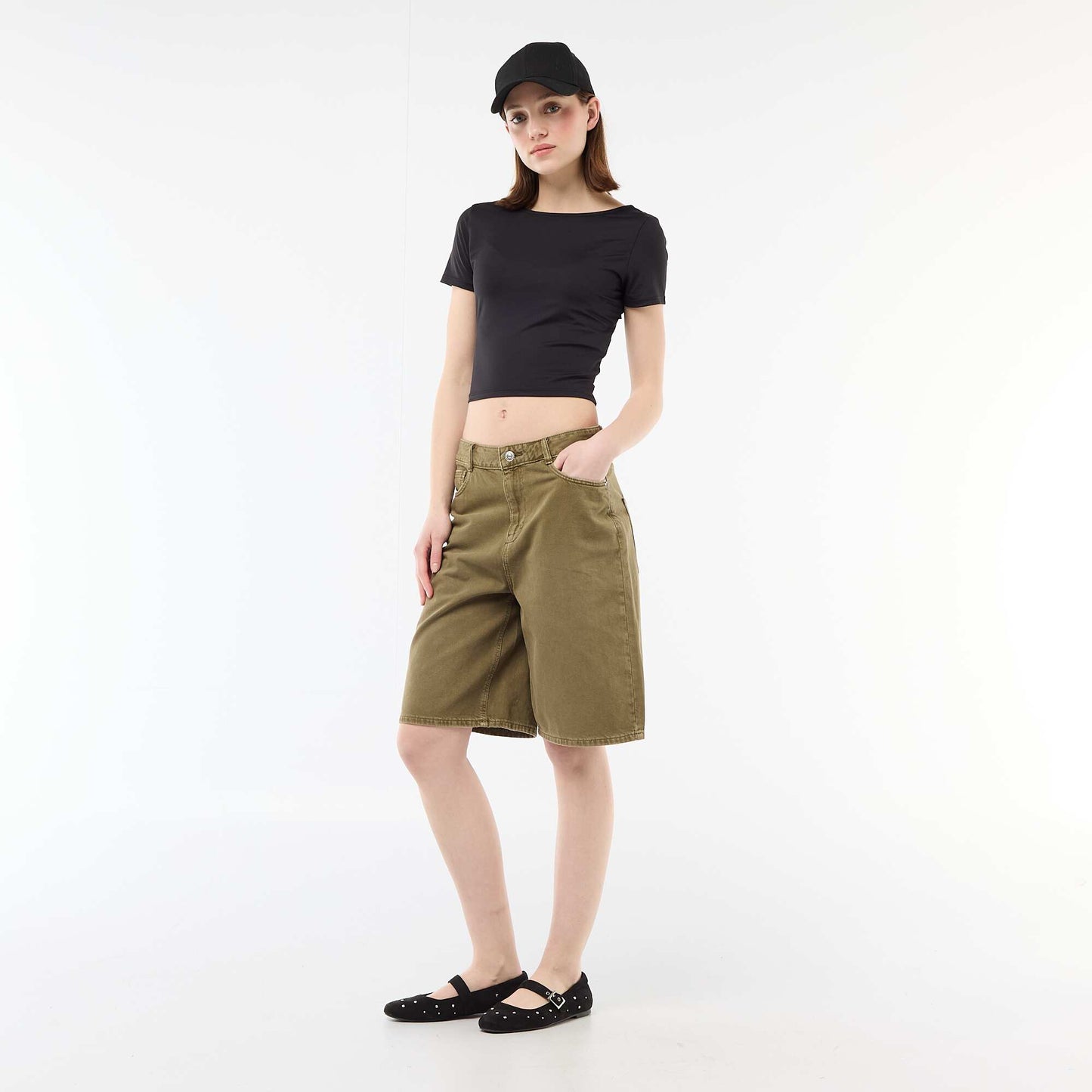 Cropped Square-Back Tee BLACK