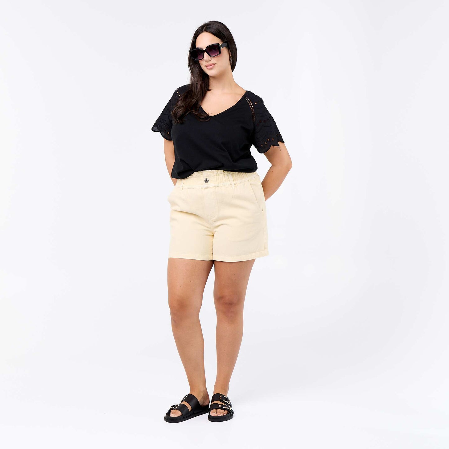 Plain t-shirt with embroidery on the sleeves BLACK