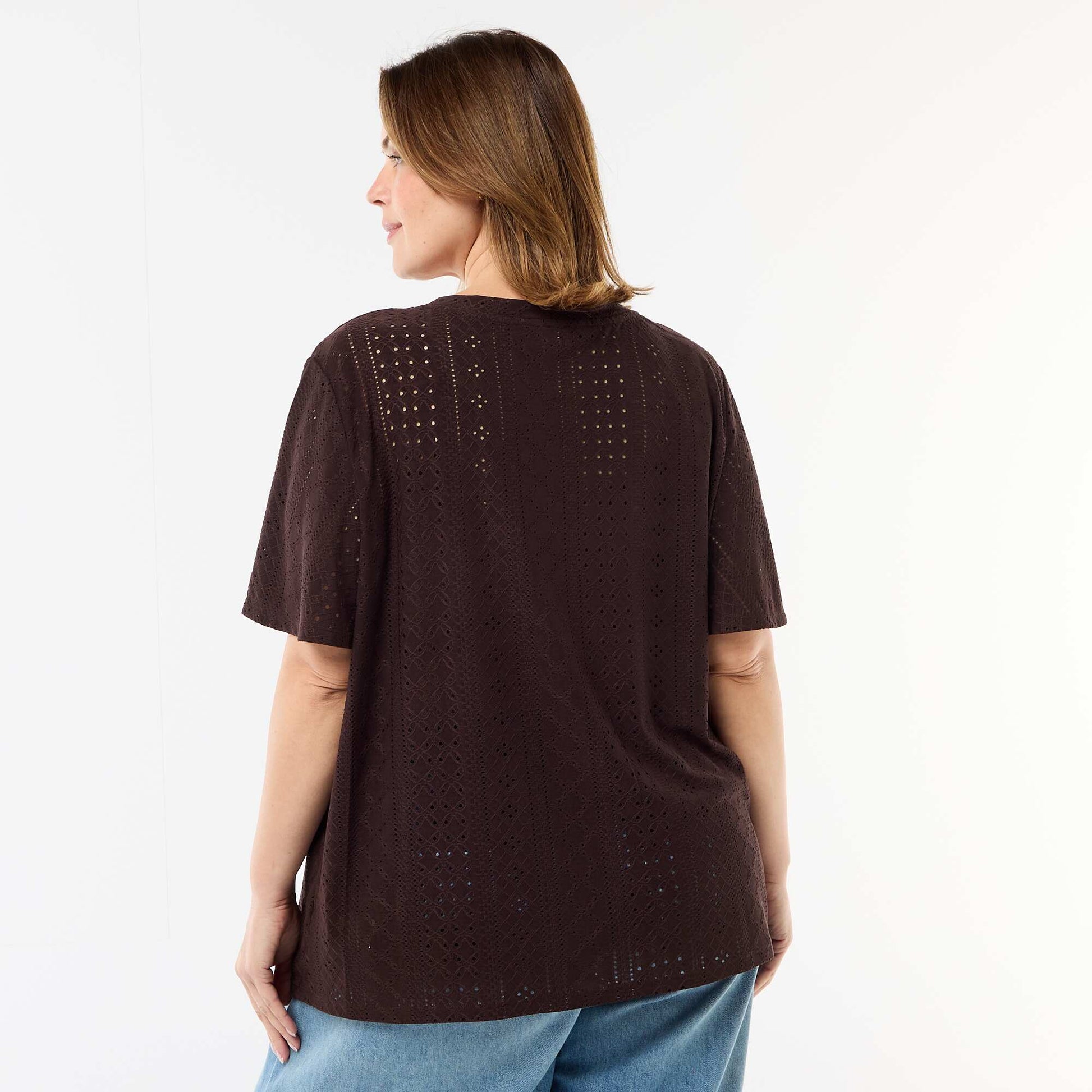 Openwork Knit Solid T-Shirt BROWN