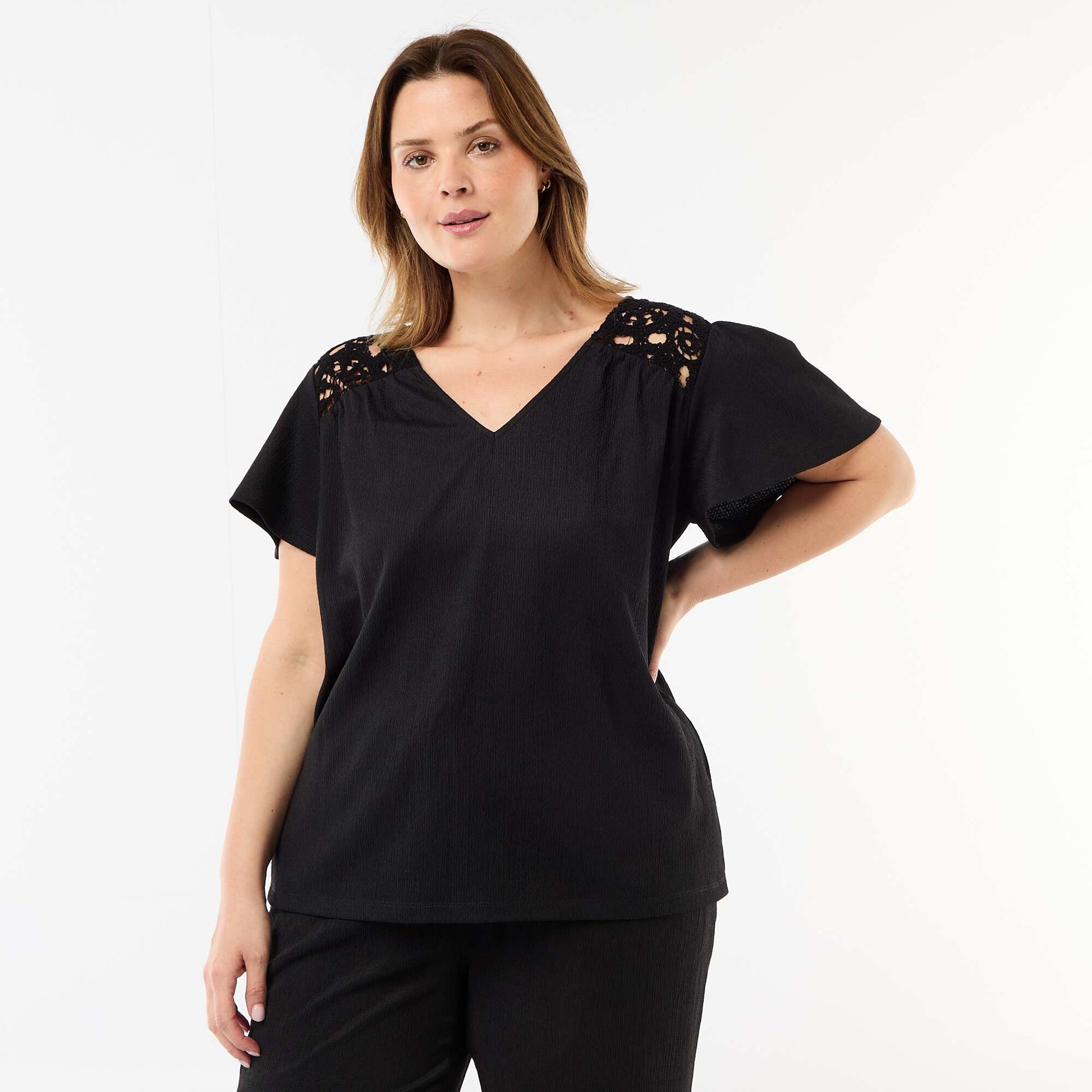 Crepe Knit Tee with Macrame Details BLACK