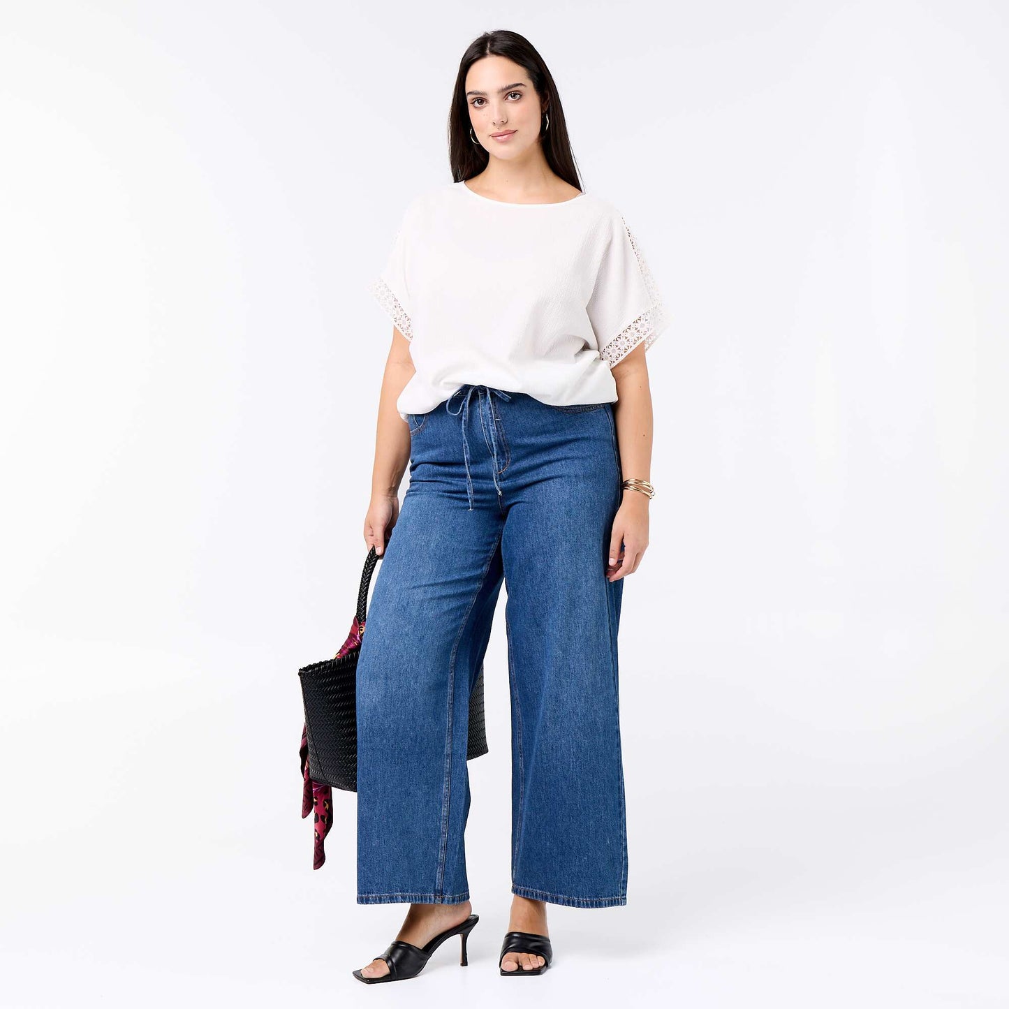 Solid T-shirt with Embroidered & Macramé Sleeves WHITE