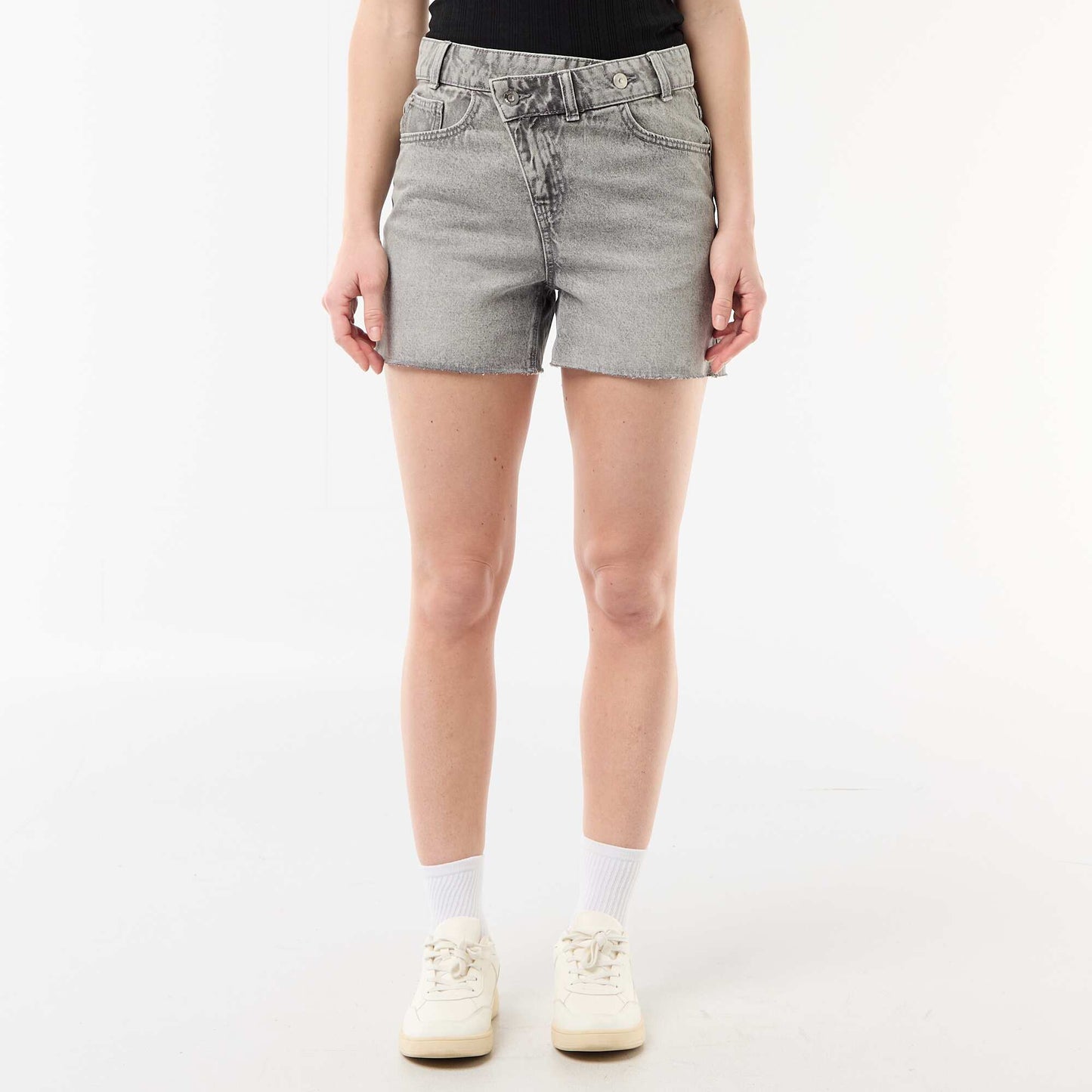 High-Waisted Denim Shorts GREY