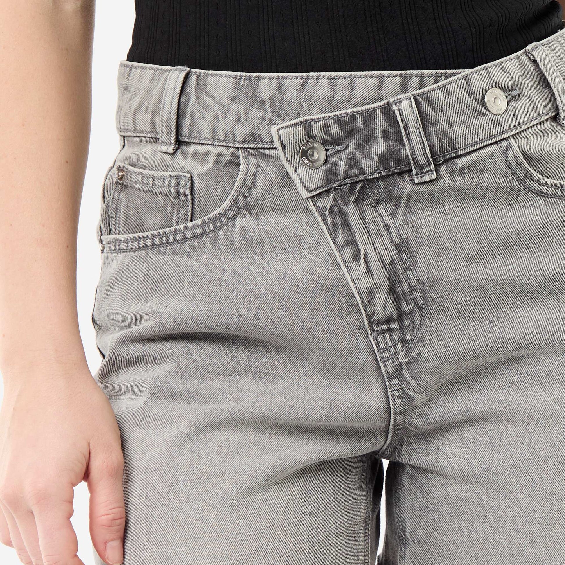 High-Waisted Denim Shorts GREY