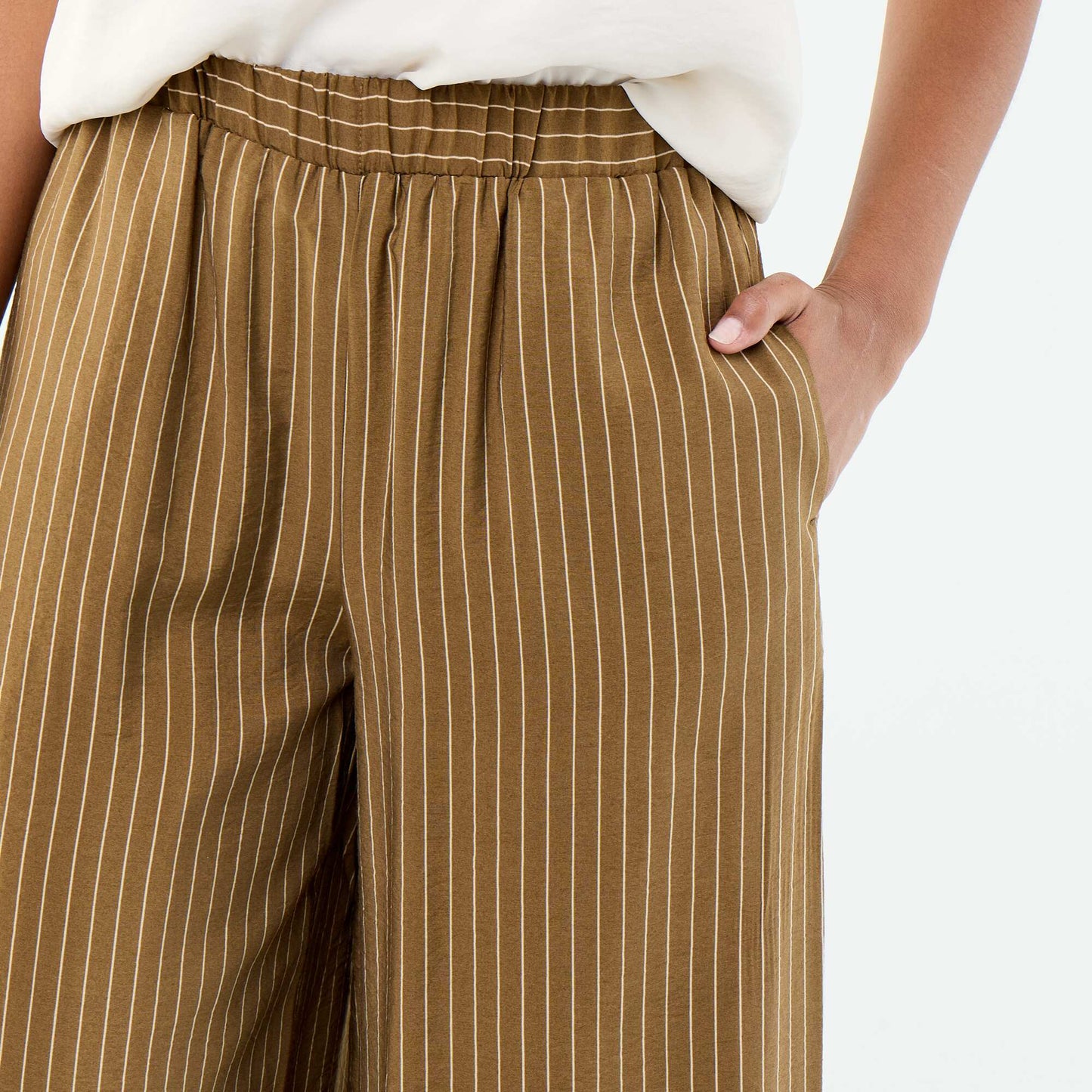 Wide-leg trousers with 2 pockets KHAKI