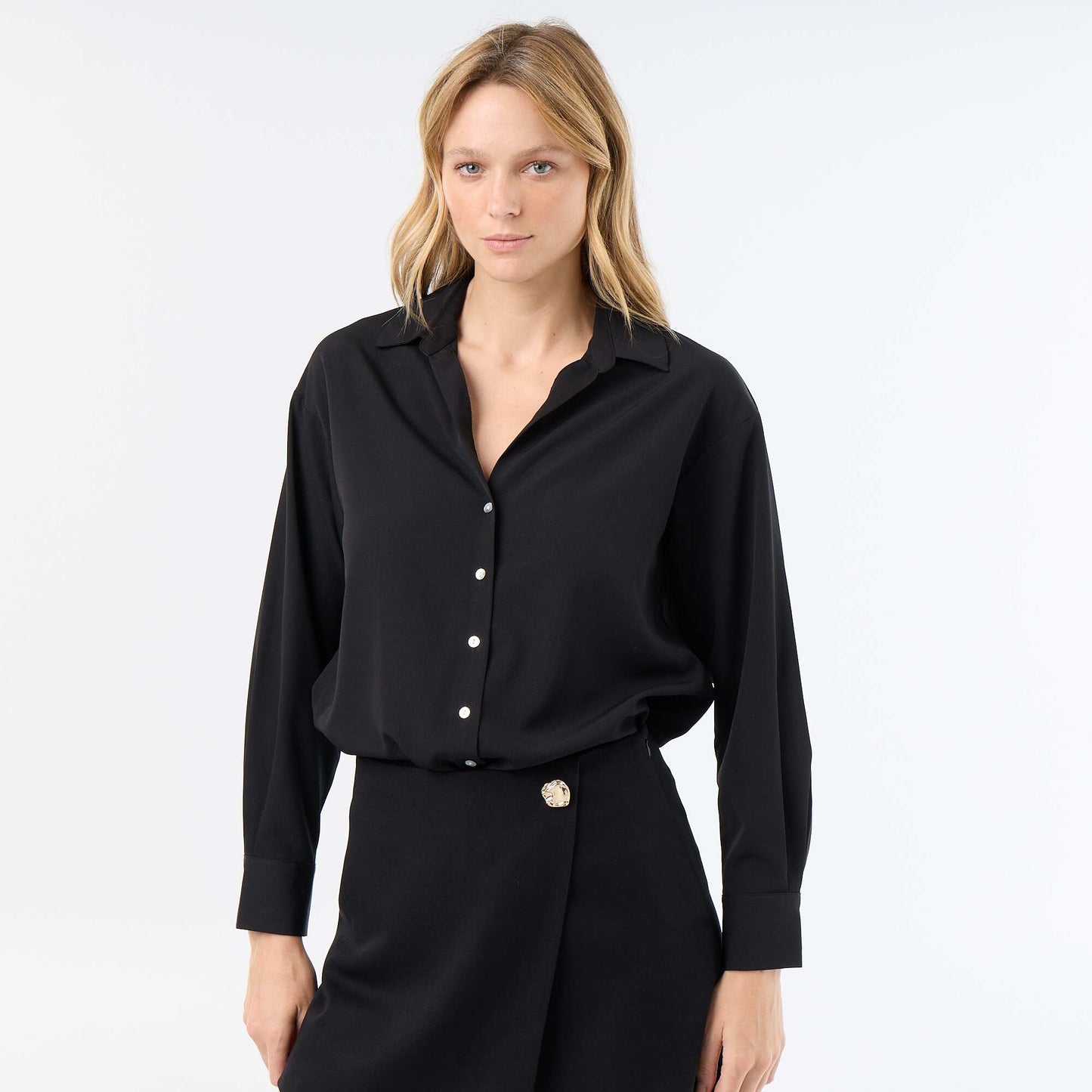 Plain Flowy Blouse BLACK