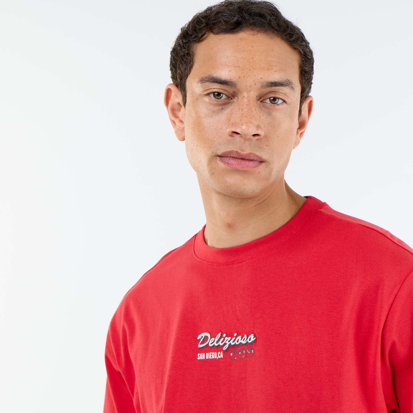 Short-sleeved T-shirt with front & back prints and embroidery RED