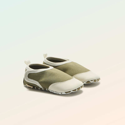 Motor Skills Stage 2 'Crawling' Booties - Kitchoun GREEN