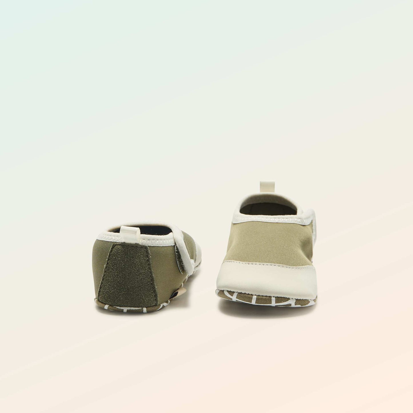 Motor Skills Stage 2 'Crawling' Booties - Kitchoun GREEN