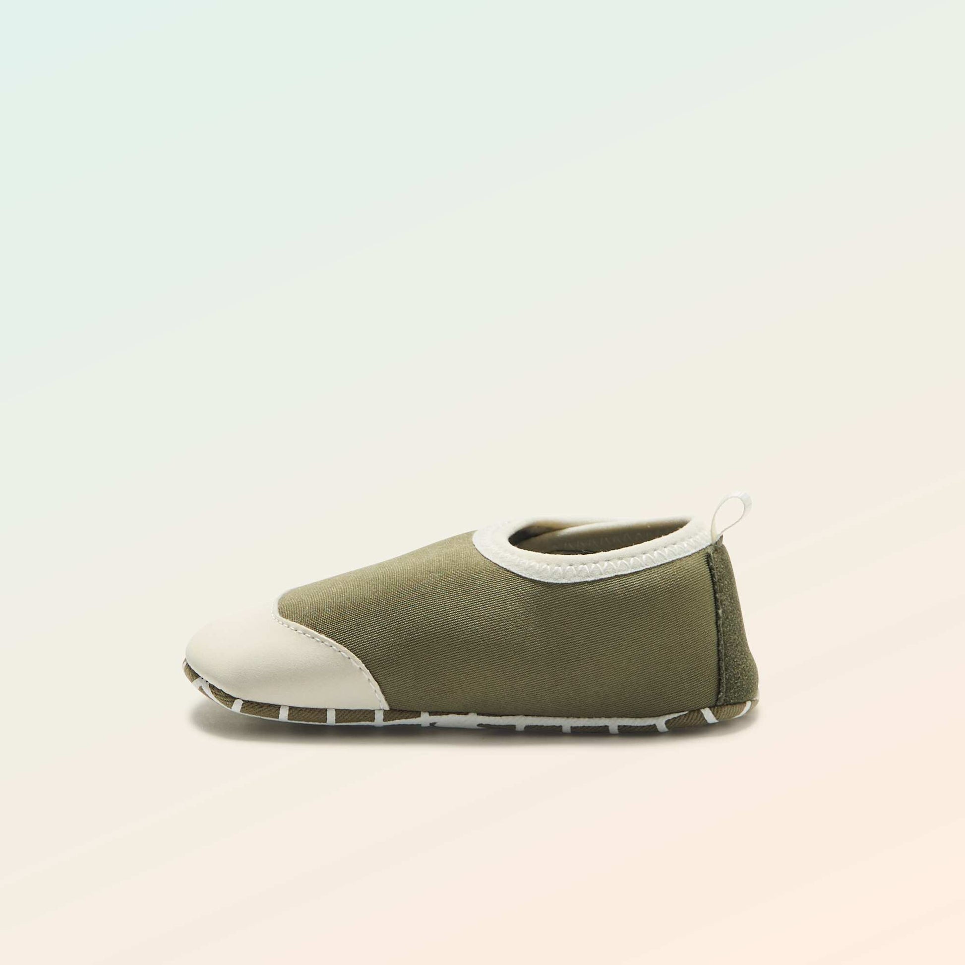 Motor Skills Stage 2 'Crawling' Booties - Kitchoun GREEN