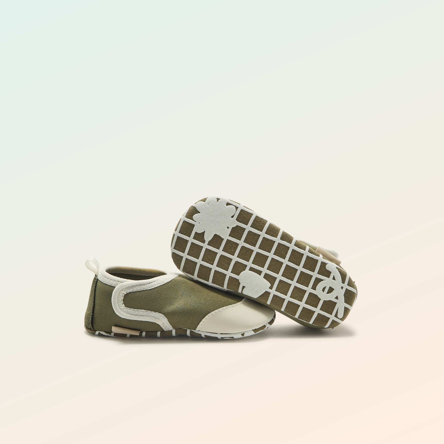 Motor Skills Stage 2 'Crawling' Booties - Kitchoun GREEN