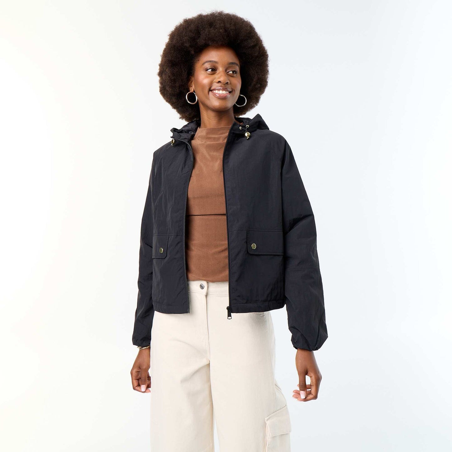 Windbreaker jacket with hood and flap pockets BLACK
