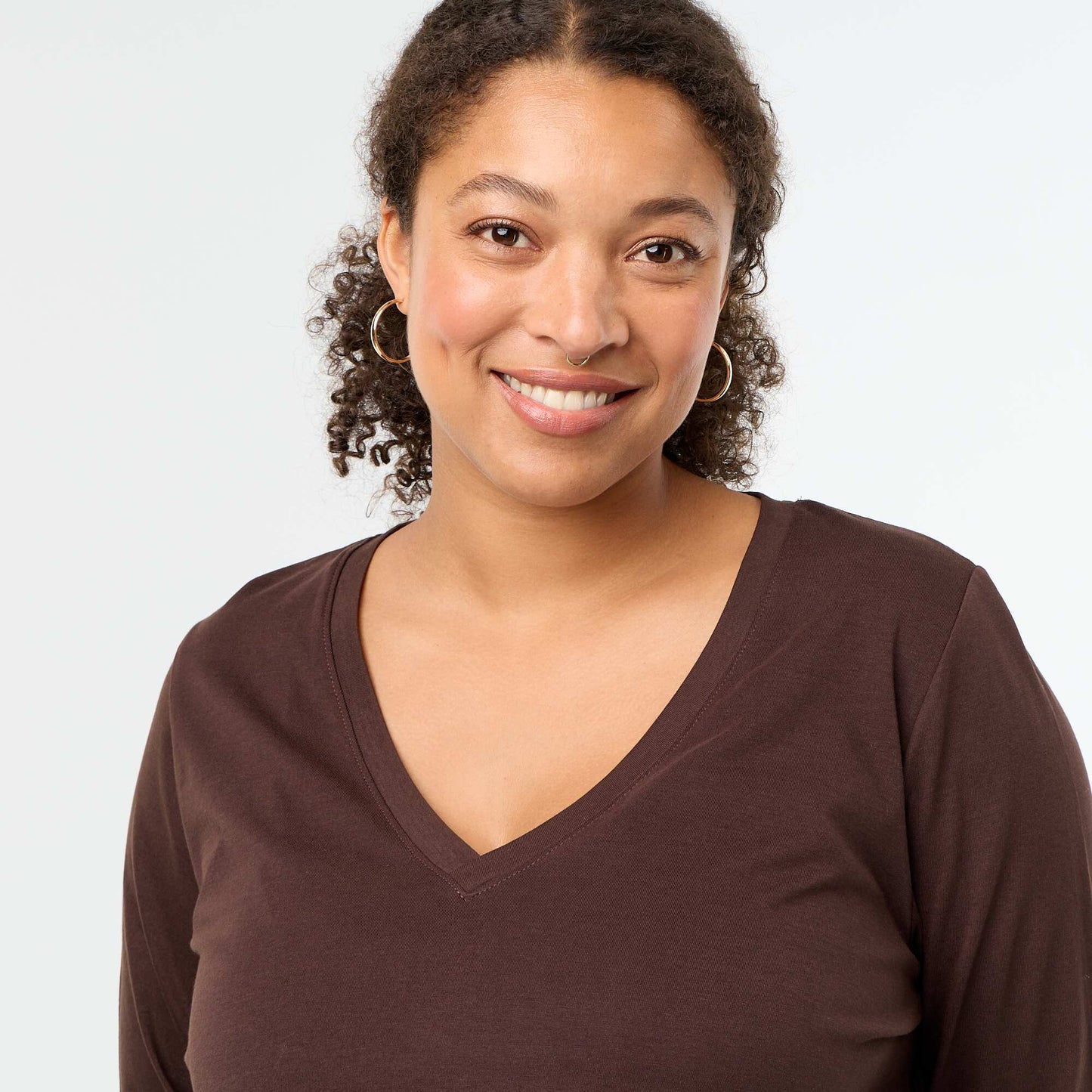 Long-sleeved V-neck T-shirt BROWN