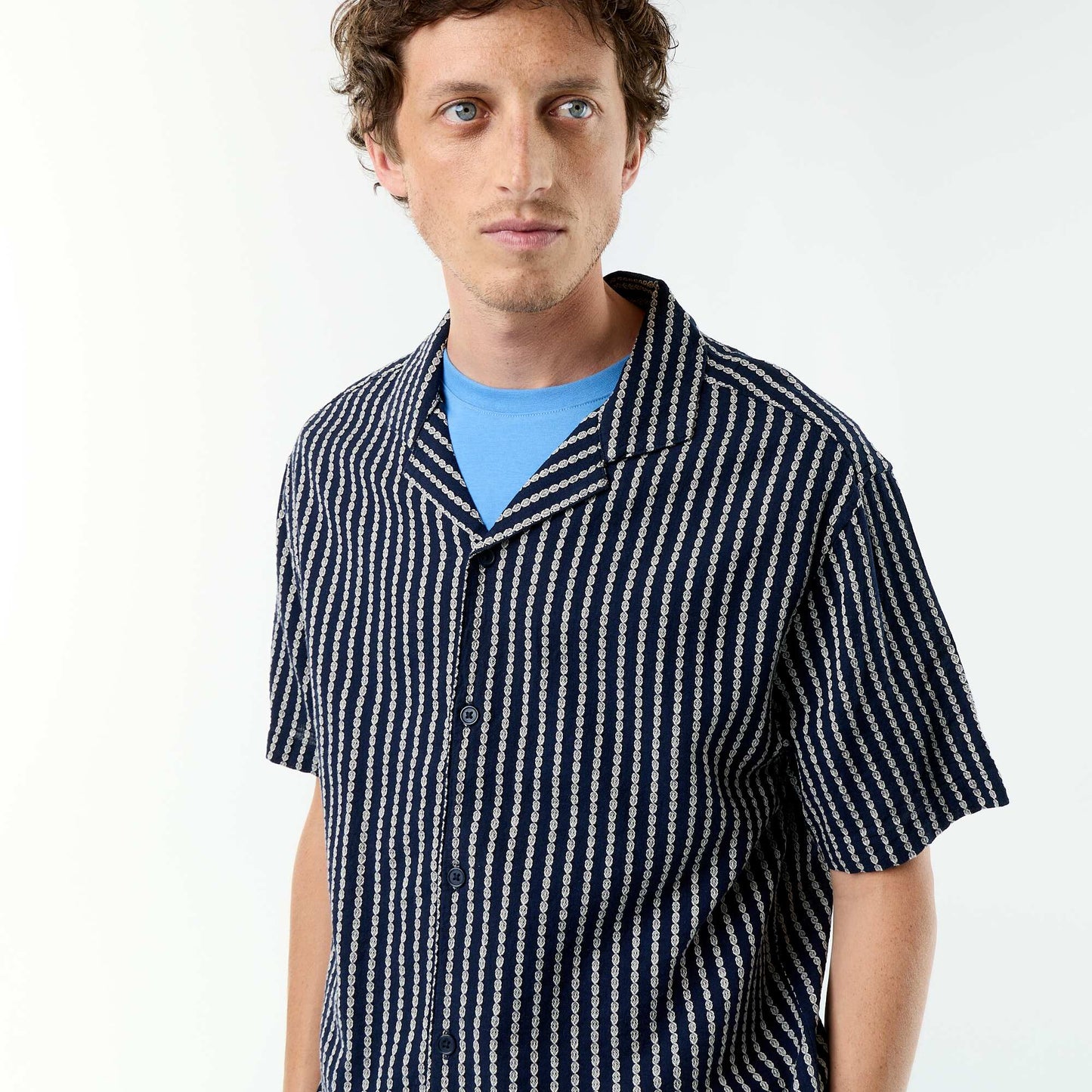 Textured Knit Short-Sleeved Shirt BLUE