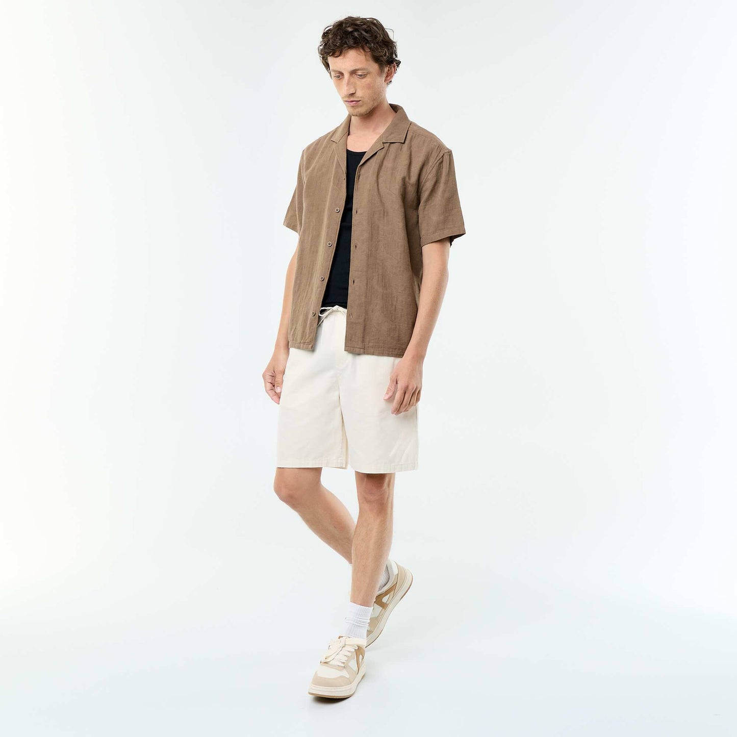Textured Knit Short-Sleeved Shirt BROWN