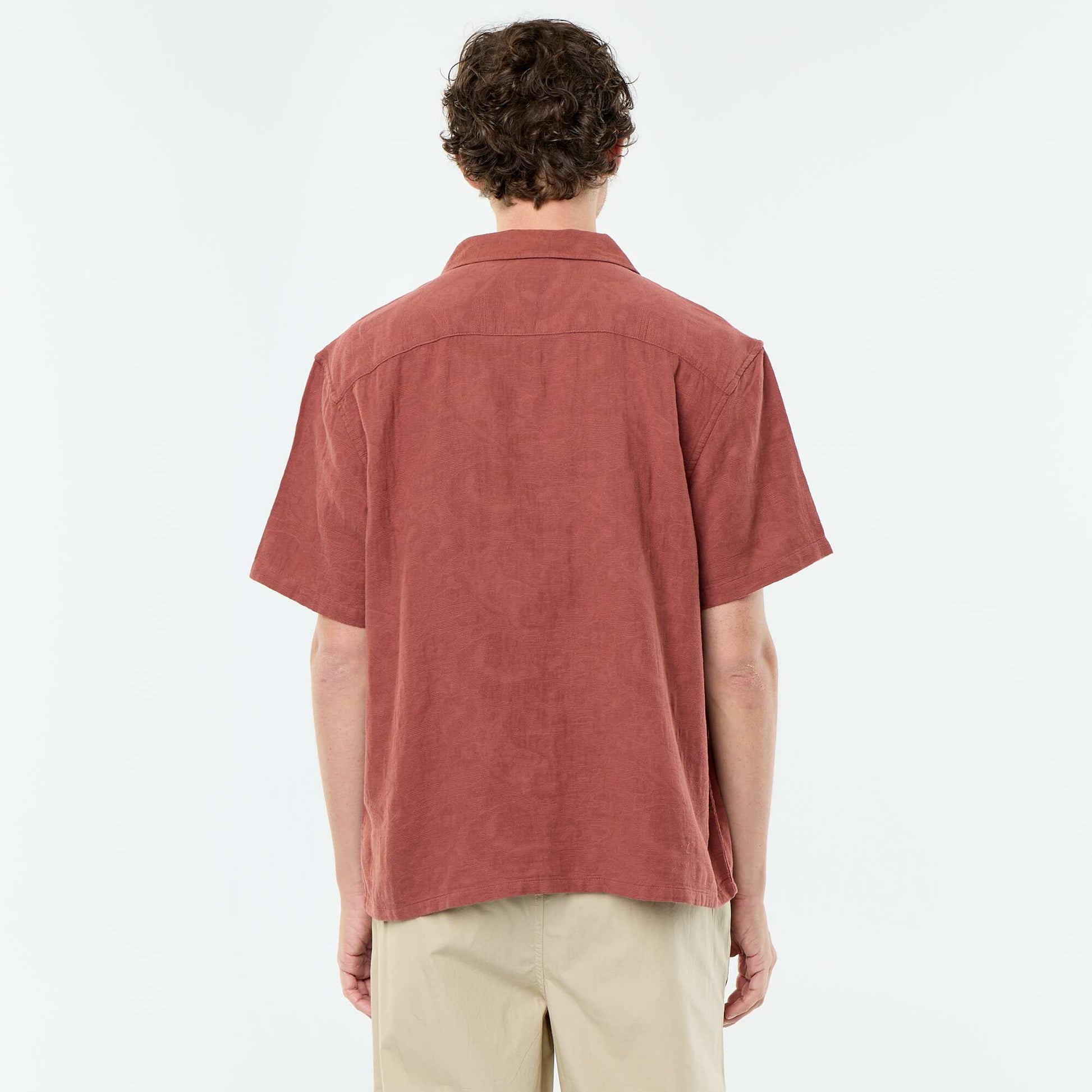 Textured Knit Short-Sleeved Shirt BROWN