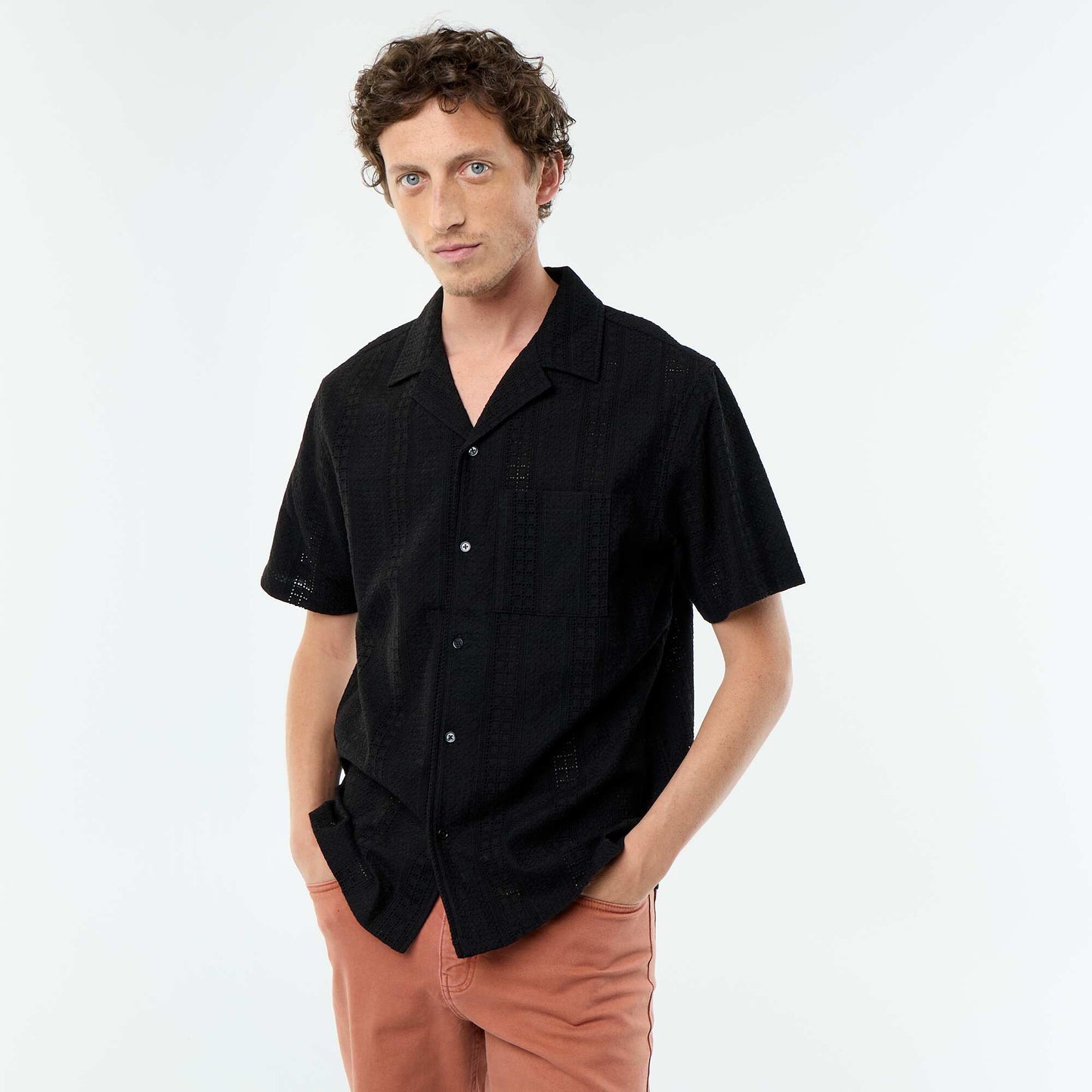 Short-sleeved eyelet embroidery shirt BLACK