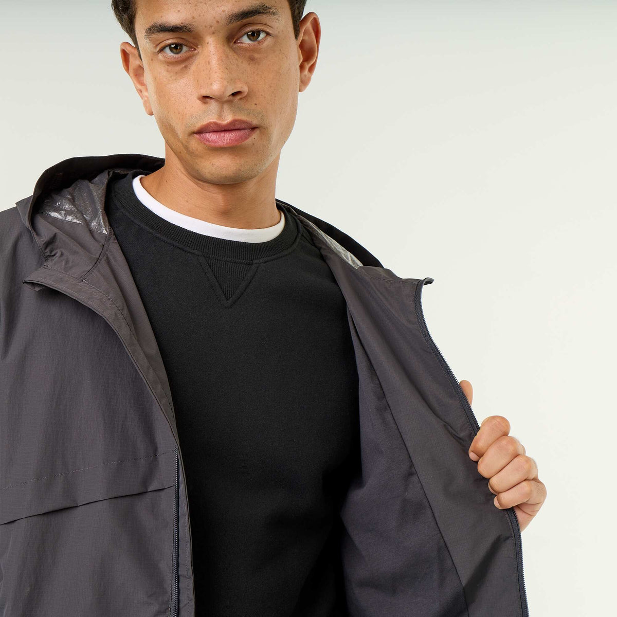 Water-Repellent Hooded Windbreaker Jacket BLACK