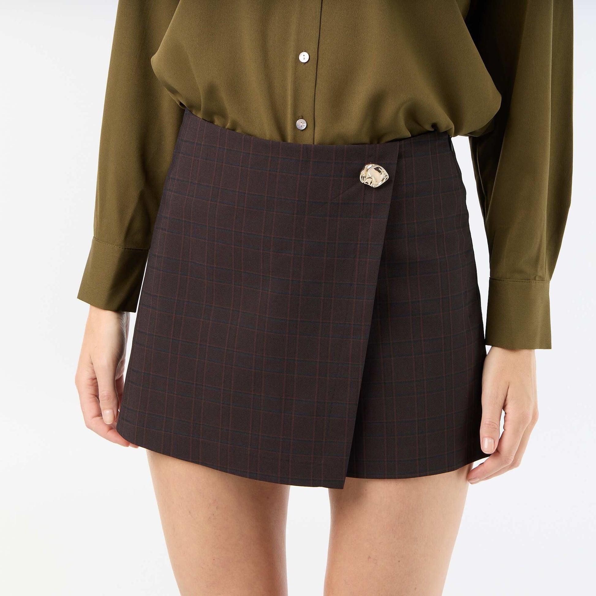Skort with Decorative Jewel BROWN