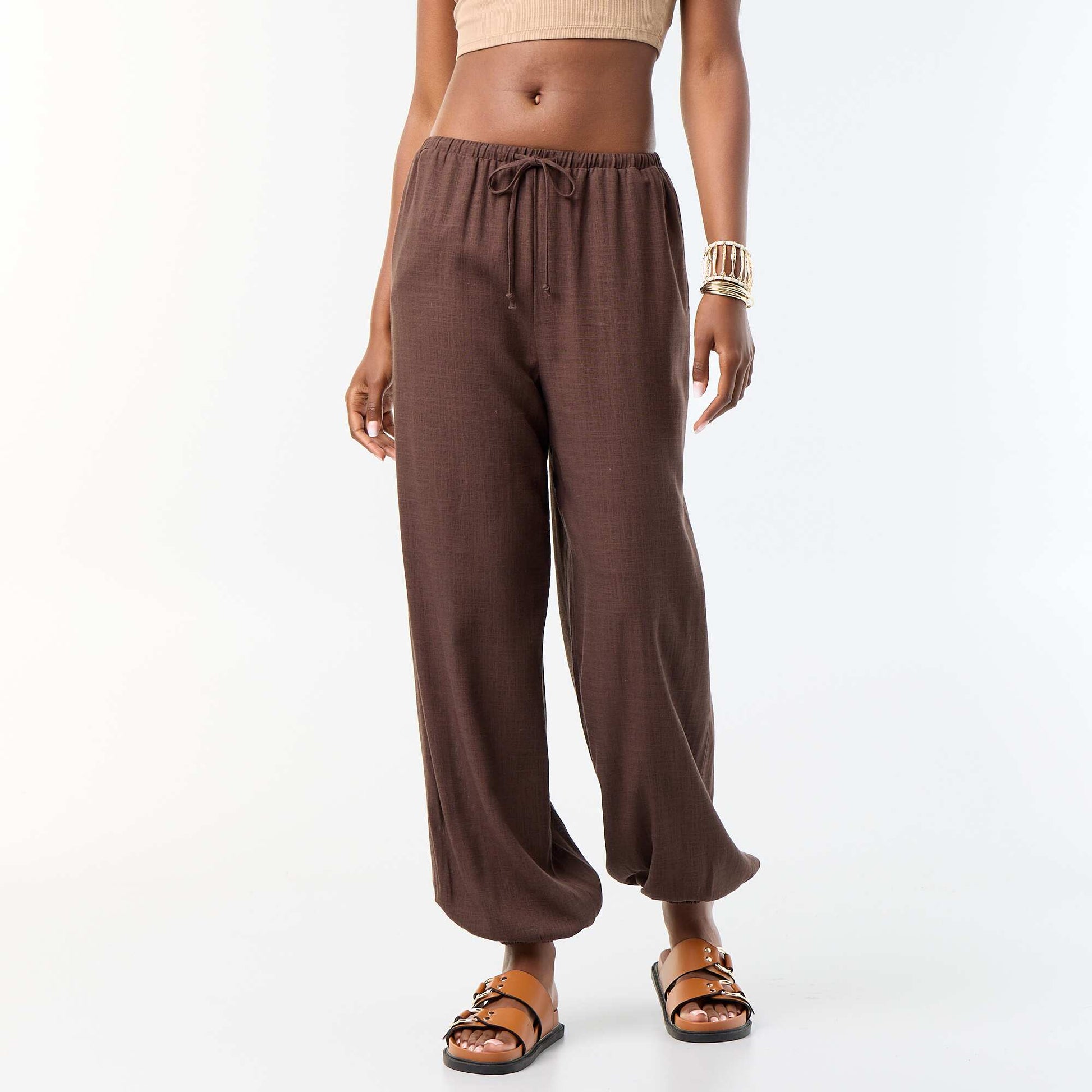 Solid Balloon Fit Pants with 2 Pockets BROWN