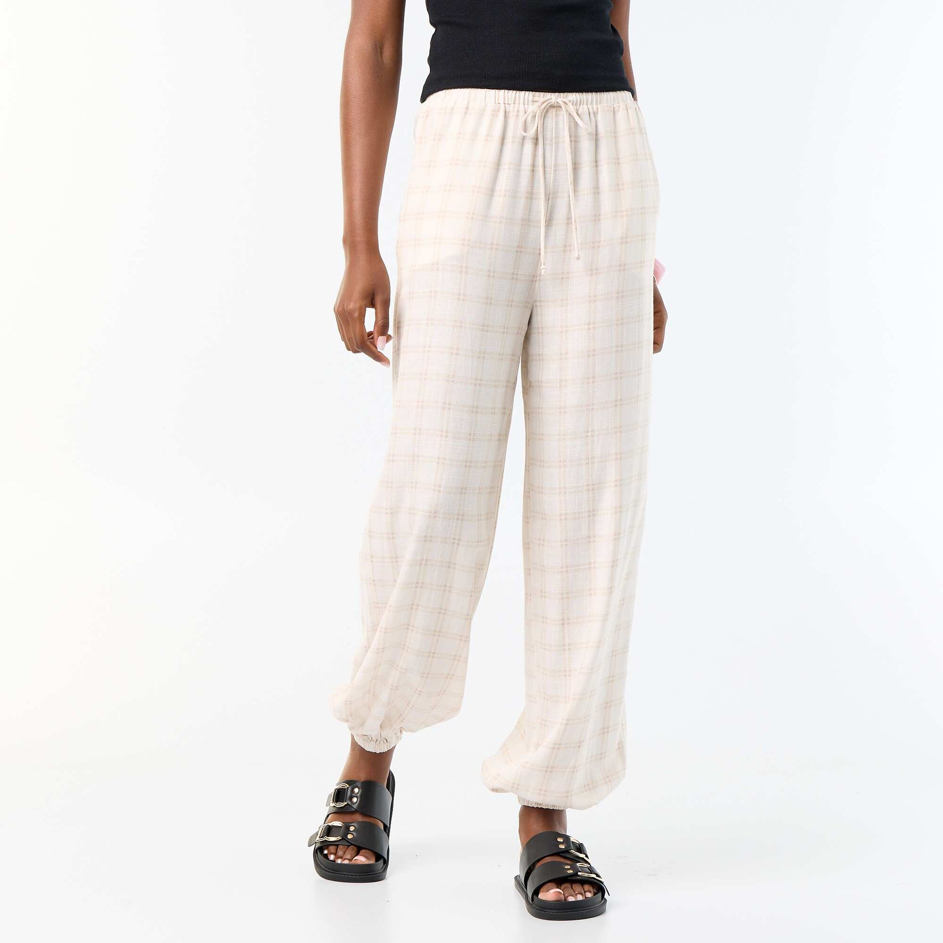 Solid Balloon Fit Pants with 2 Pockets BEIGE