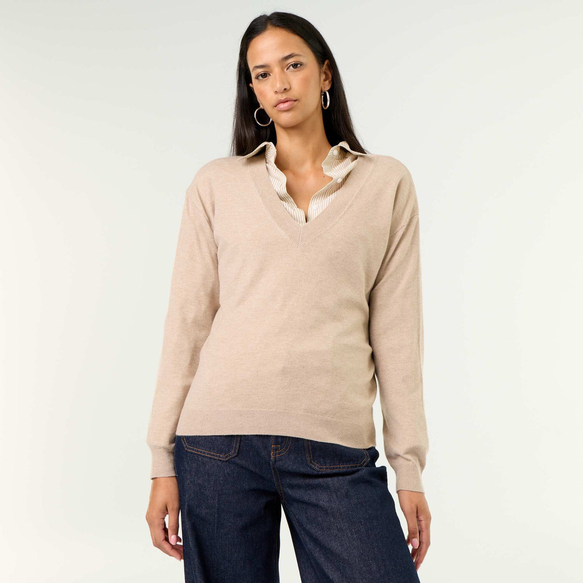 Lightweight V-neck Sweater BEIGE