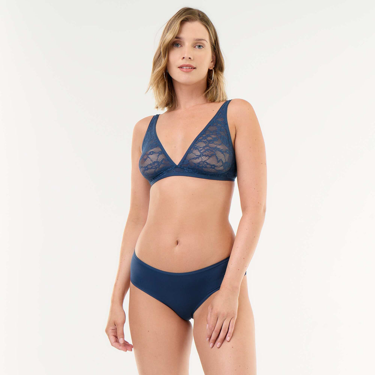 Two-tone lace shorty BLUE