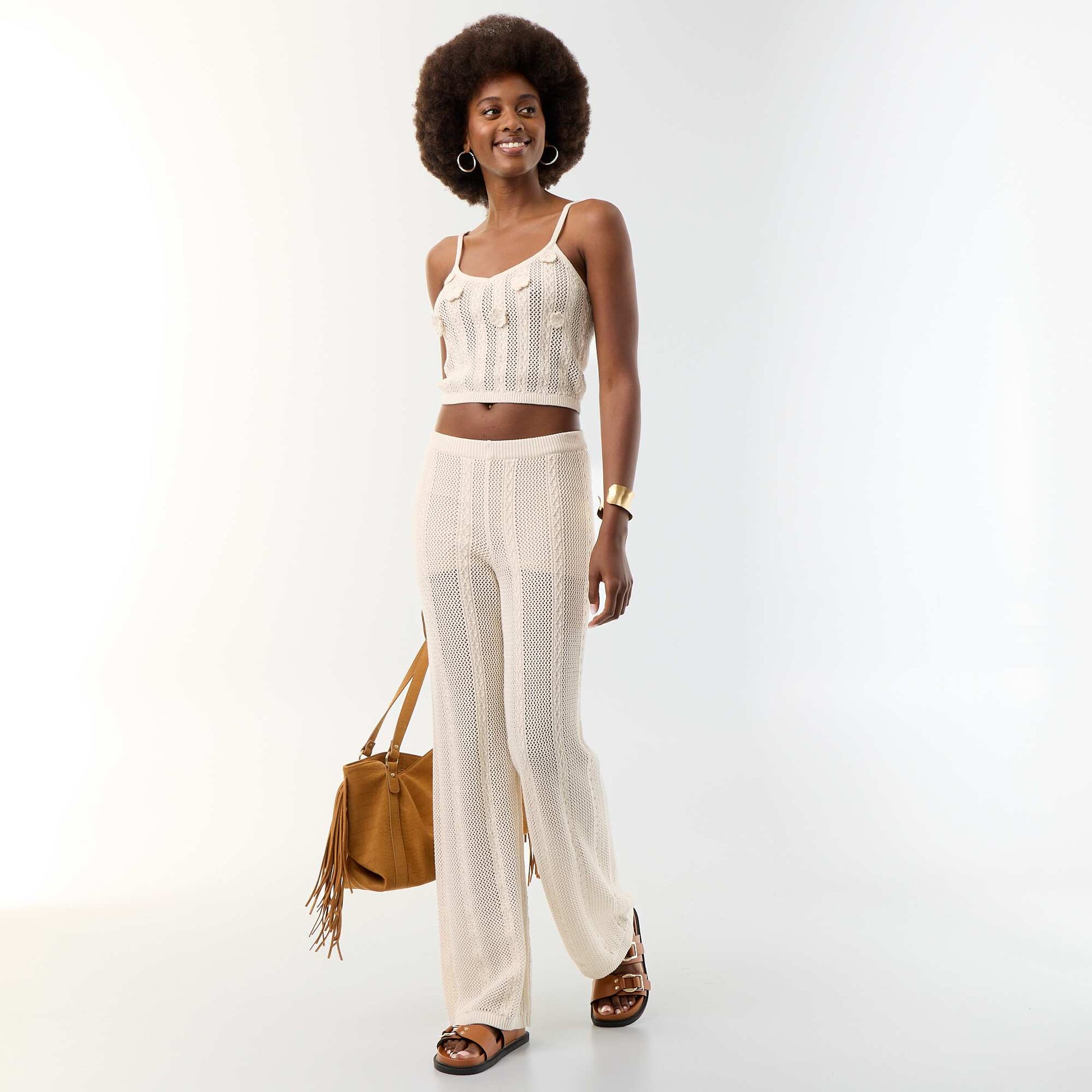 Crocheted tank top with embroidered flowers BEIGE