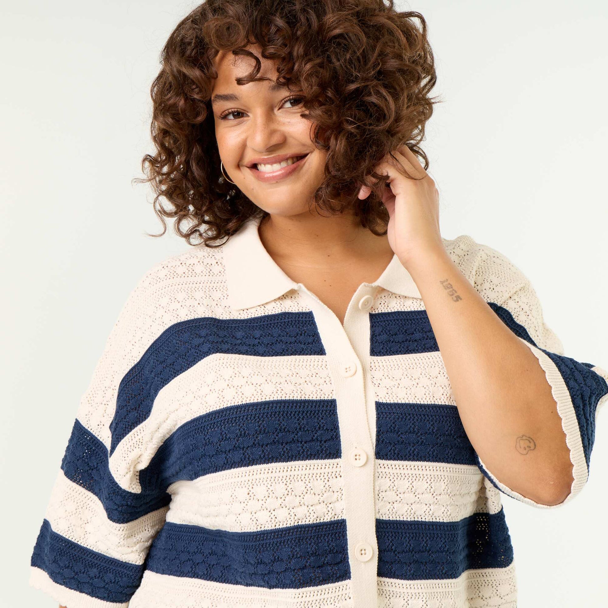 Crochet Knit Short-Sleeved Shirt BEIGE