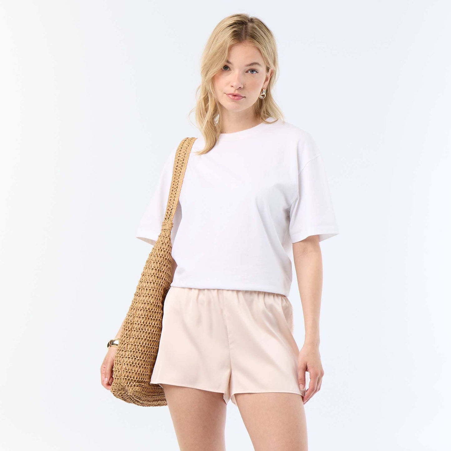 Satin shorts with lace trim PINK