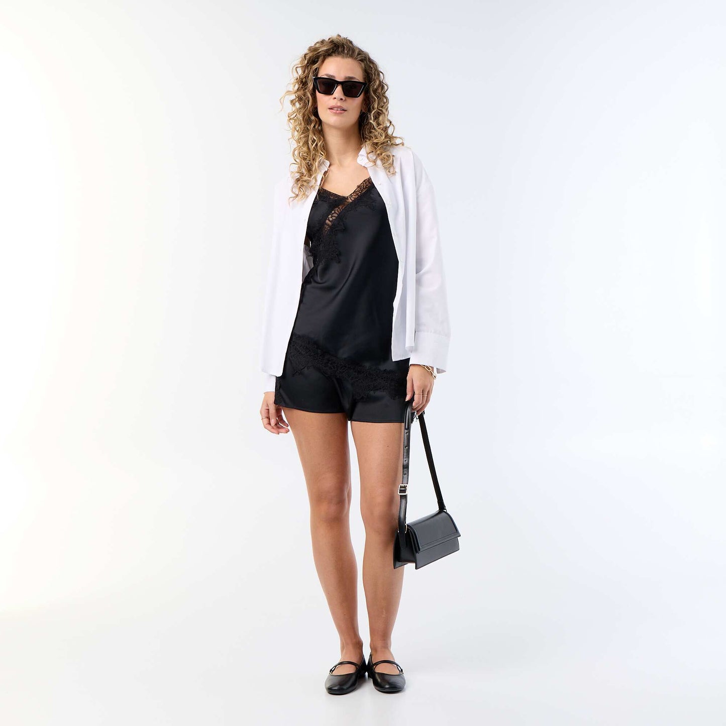 Asymmetrical satin top with lace BLACK