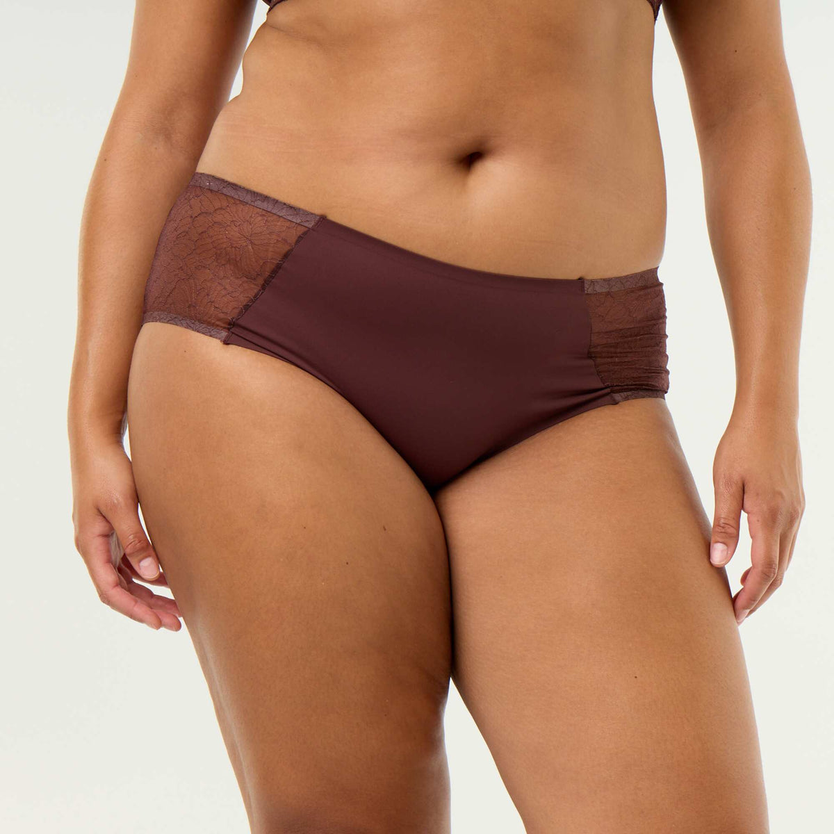 High-waisted microfiber briefs with lace BROWN