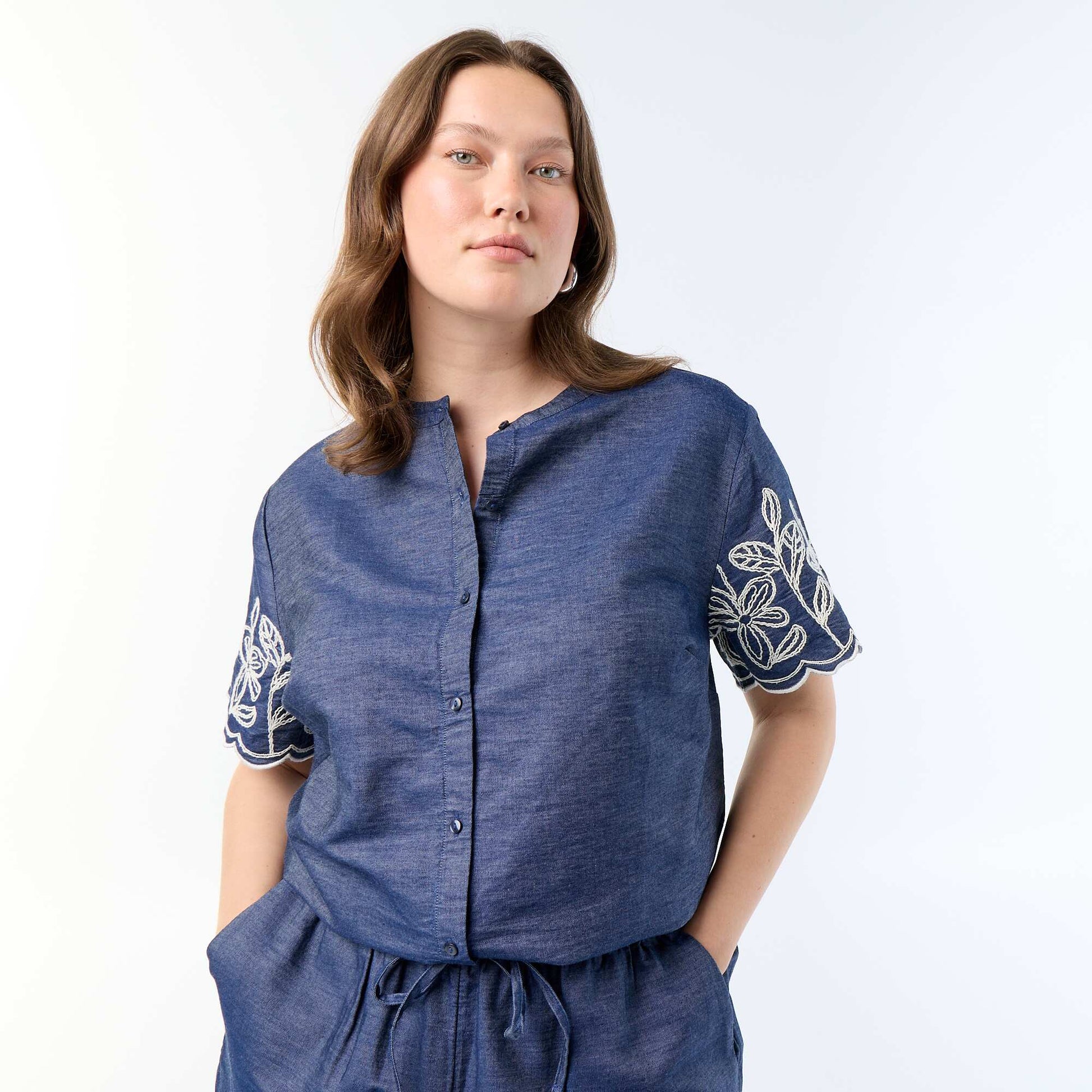 Embroidered Sleeve Shirt BLUE