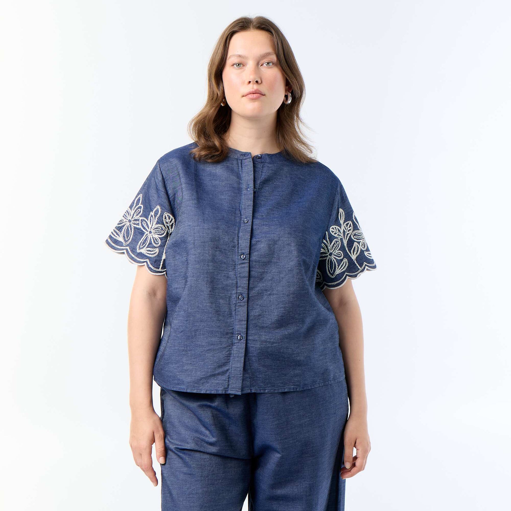 Embroidered Sleeve Shirt BLUE