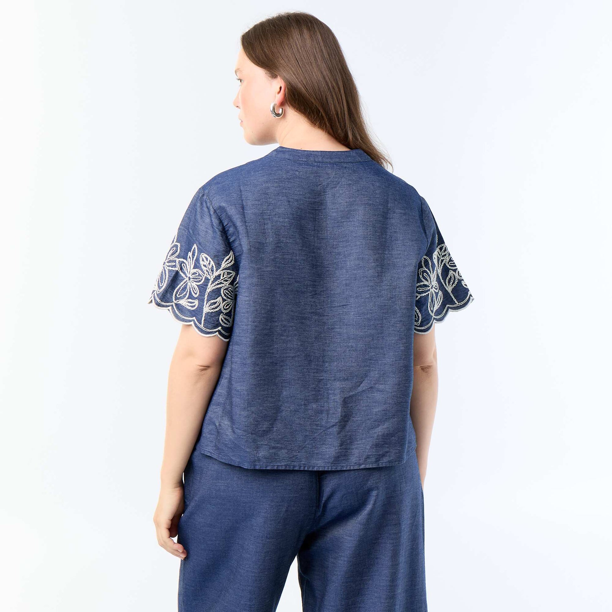 Embroidered Sleeve Shirt BLUE