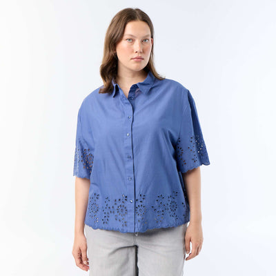 Short-sleeved blouse with openwork embroidery BLUE