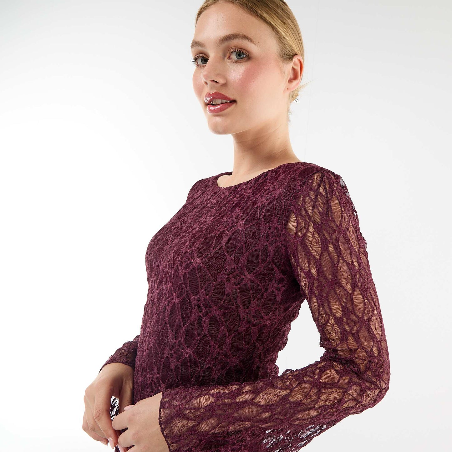 Pagoda Sleeve Lace Dress RED