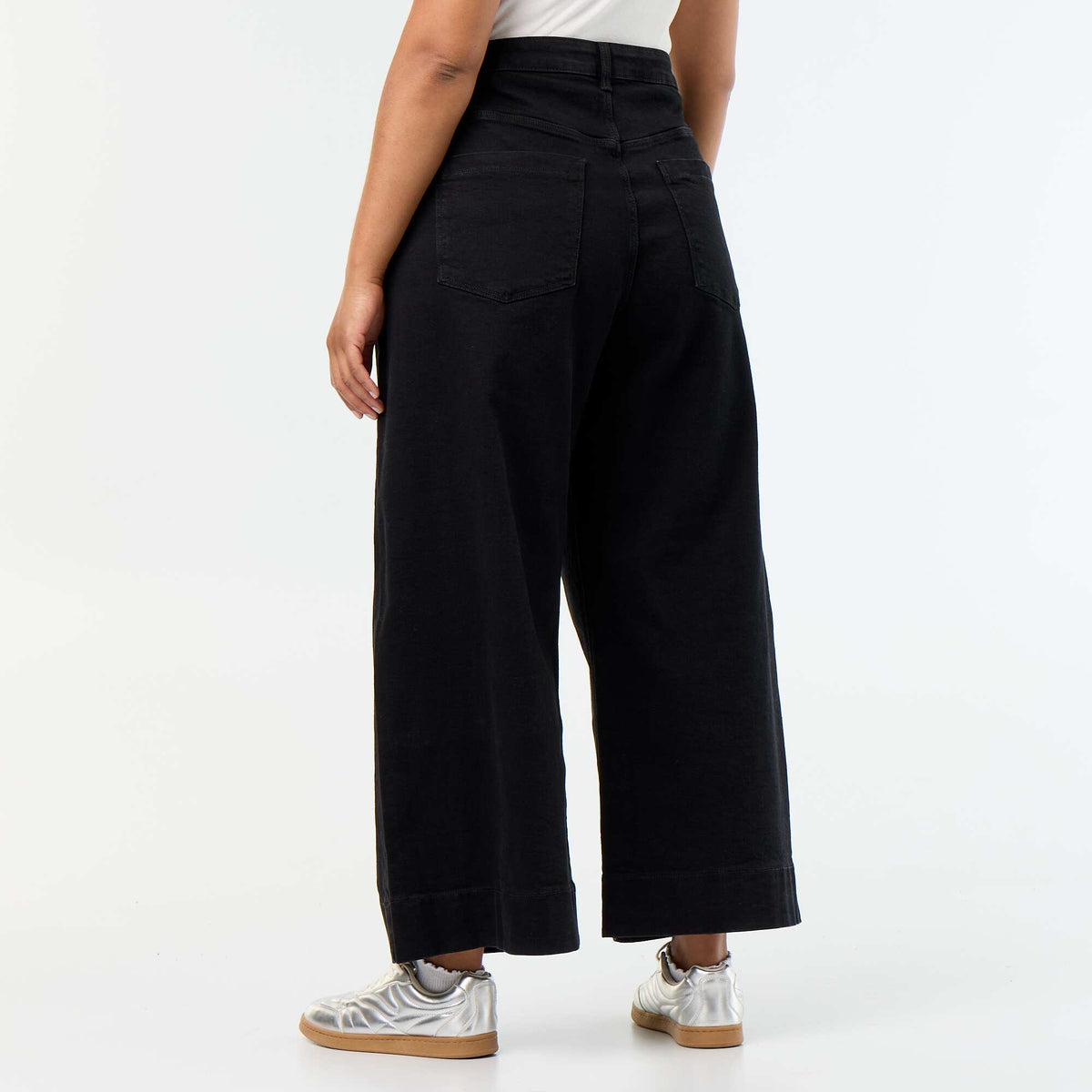 Wide-leg jeans with patch pockets BLACK