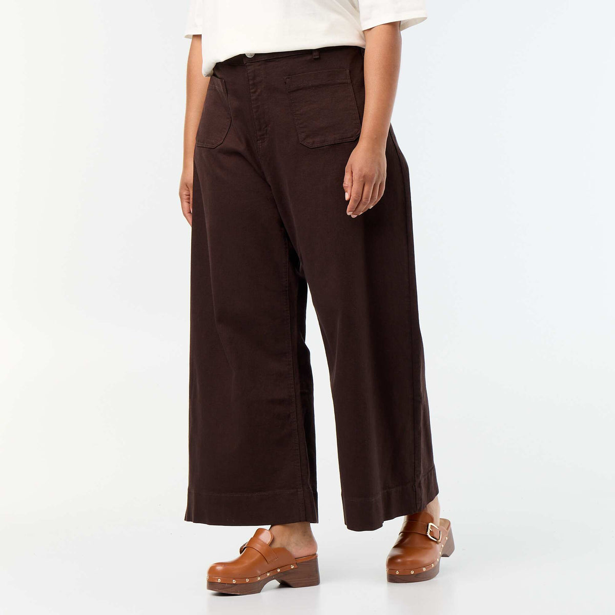 Wide-leg jeans with patch pockets BROWN