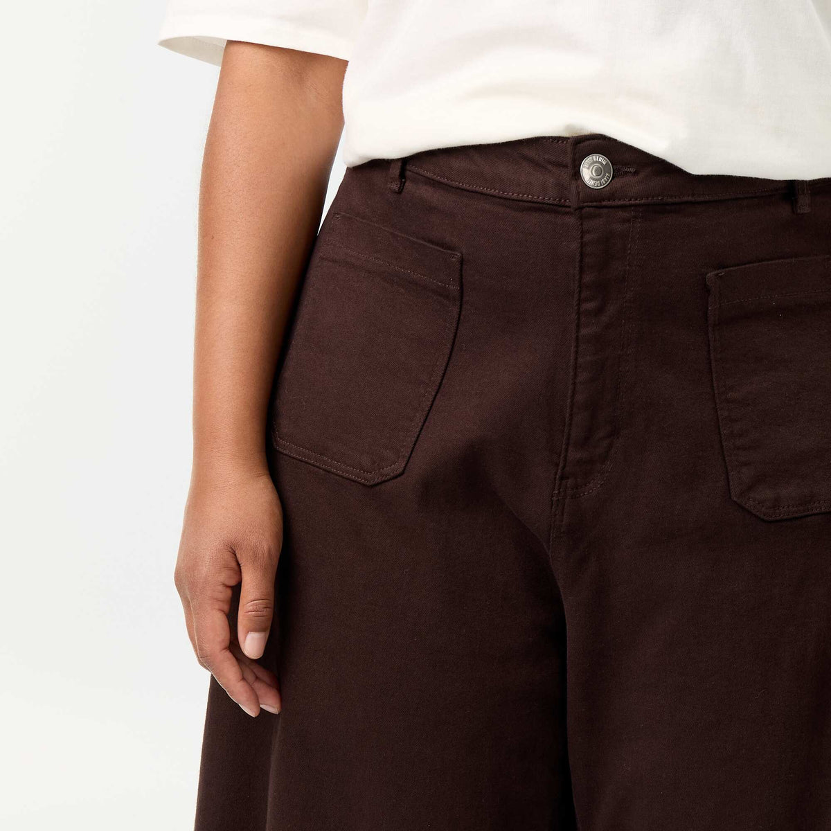Wide-leg jeans with patch pockets BROWN