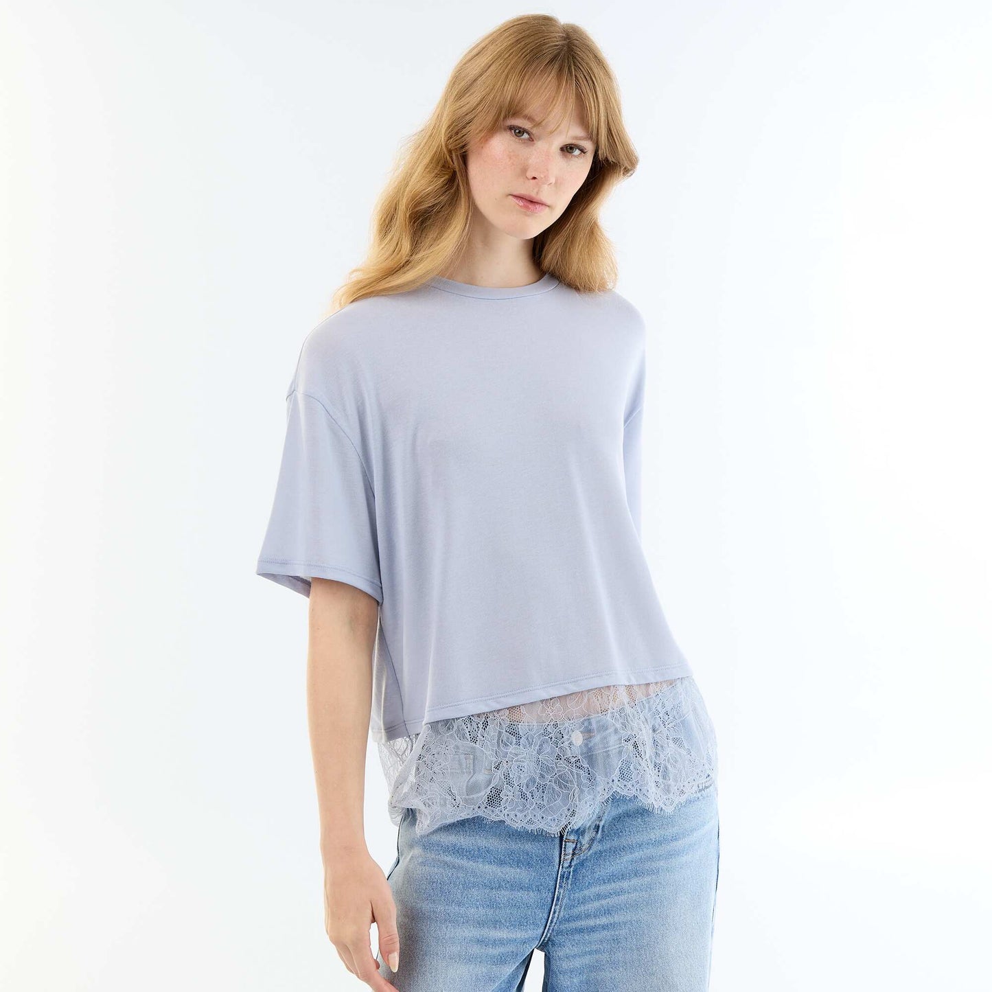 Lightweight T-shirt with lace hem BLUE