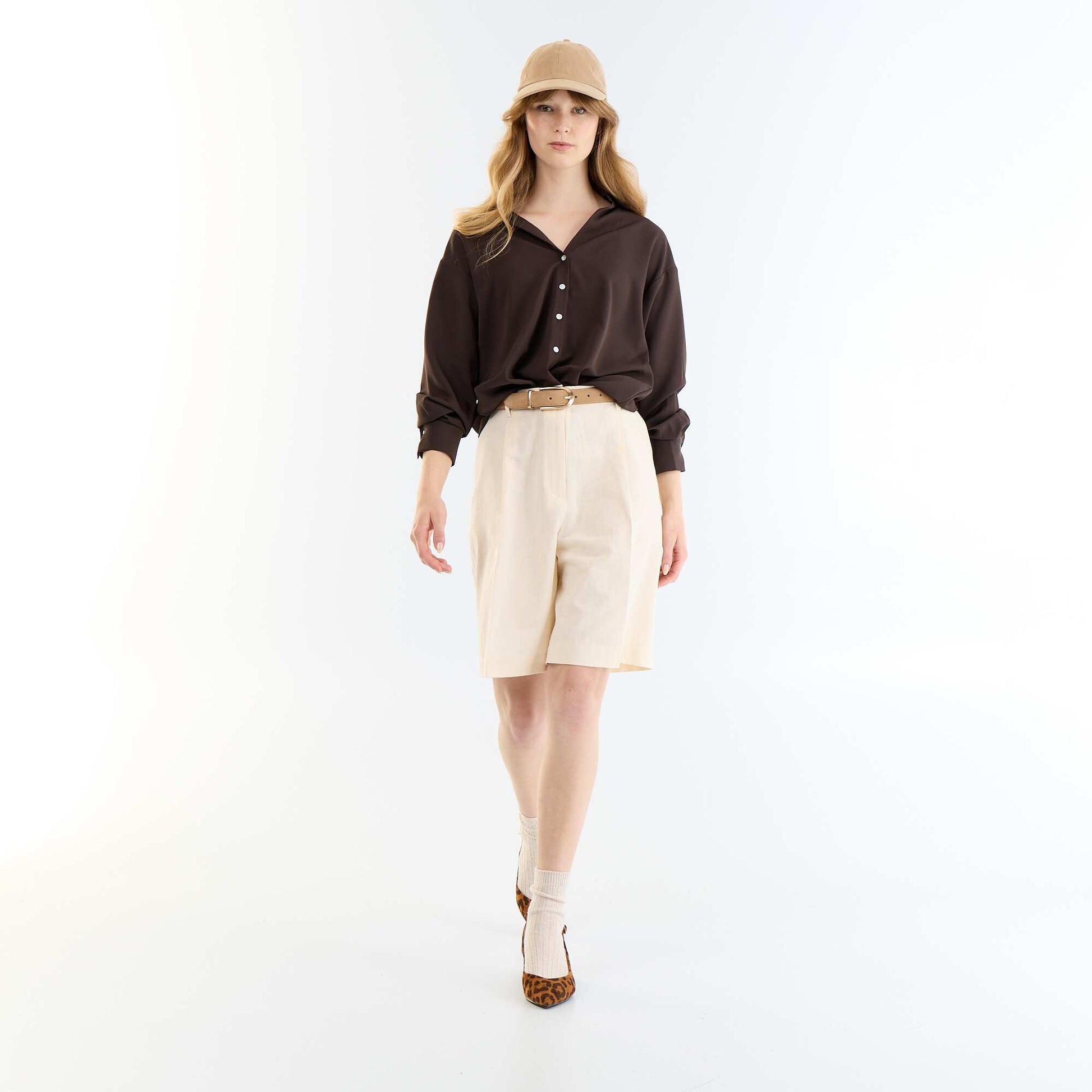 Pleated Wide-Leg Linen Blend Bermuda Shorts BEIGE
