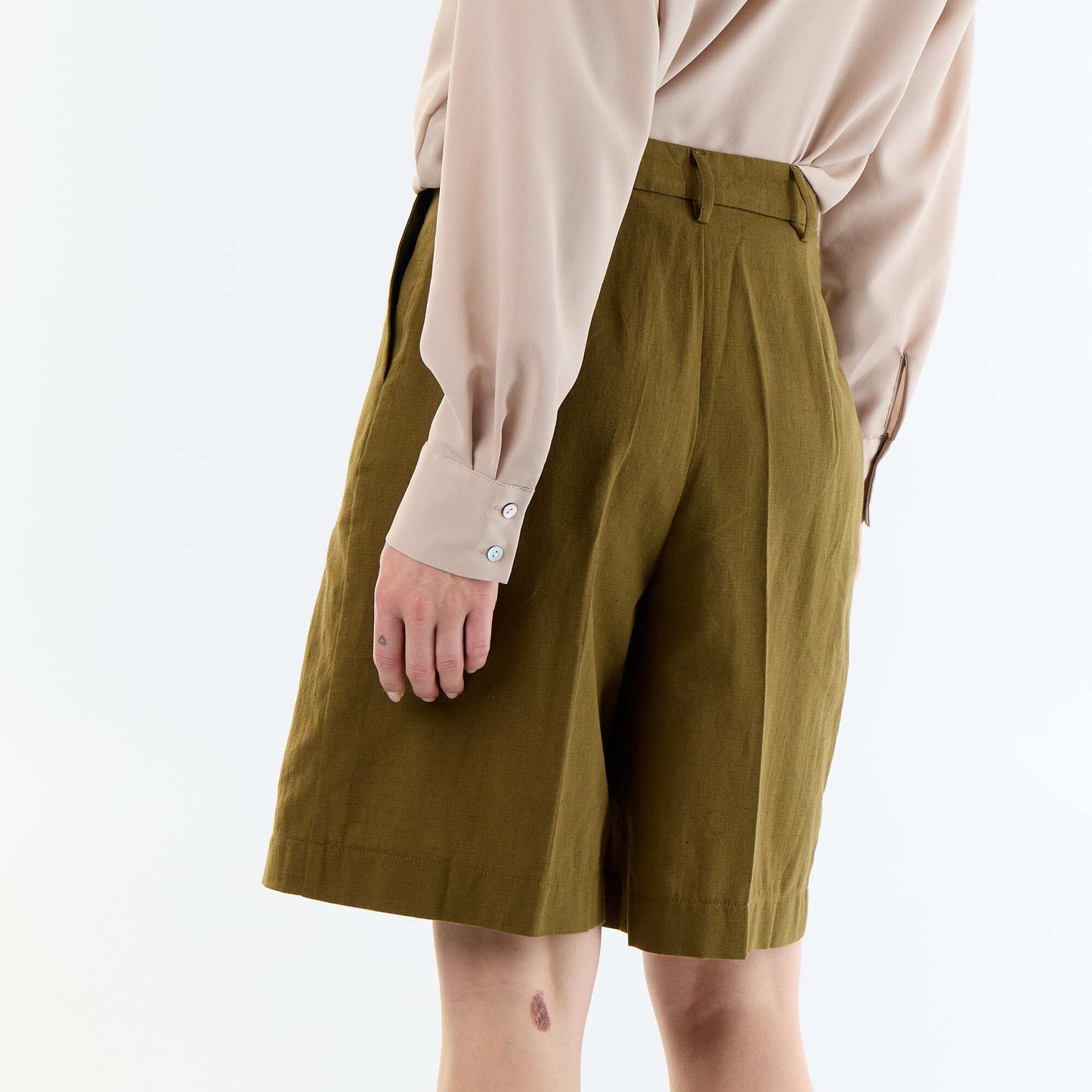 Pleated Wide-Leg Linen Blend Bermuda Shorts KHAKI