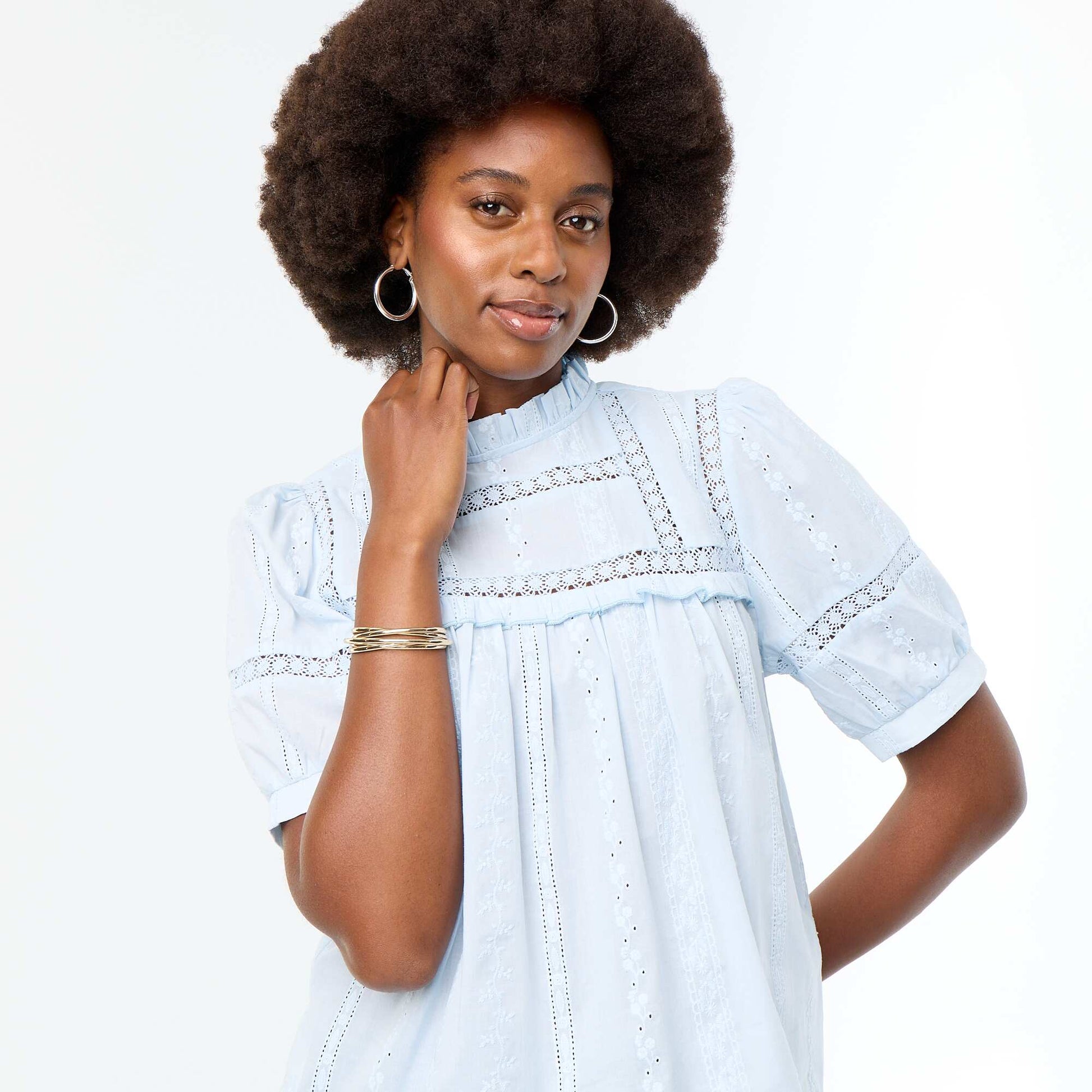 Short-sleeved blouse with embroidery BLUE