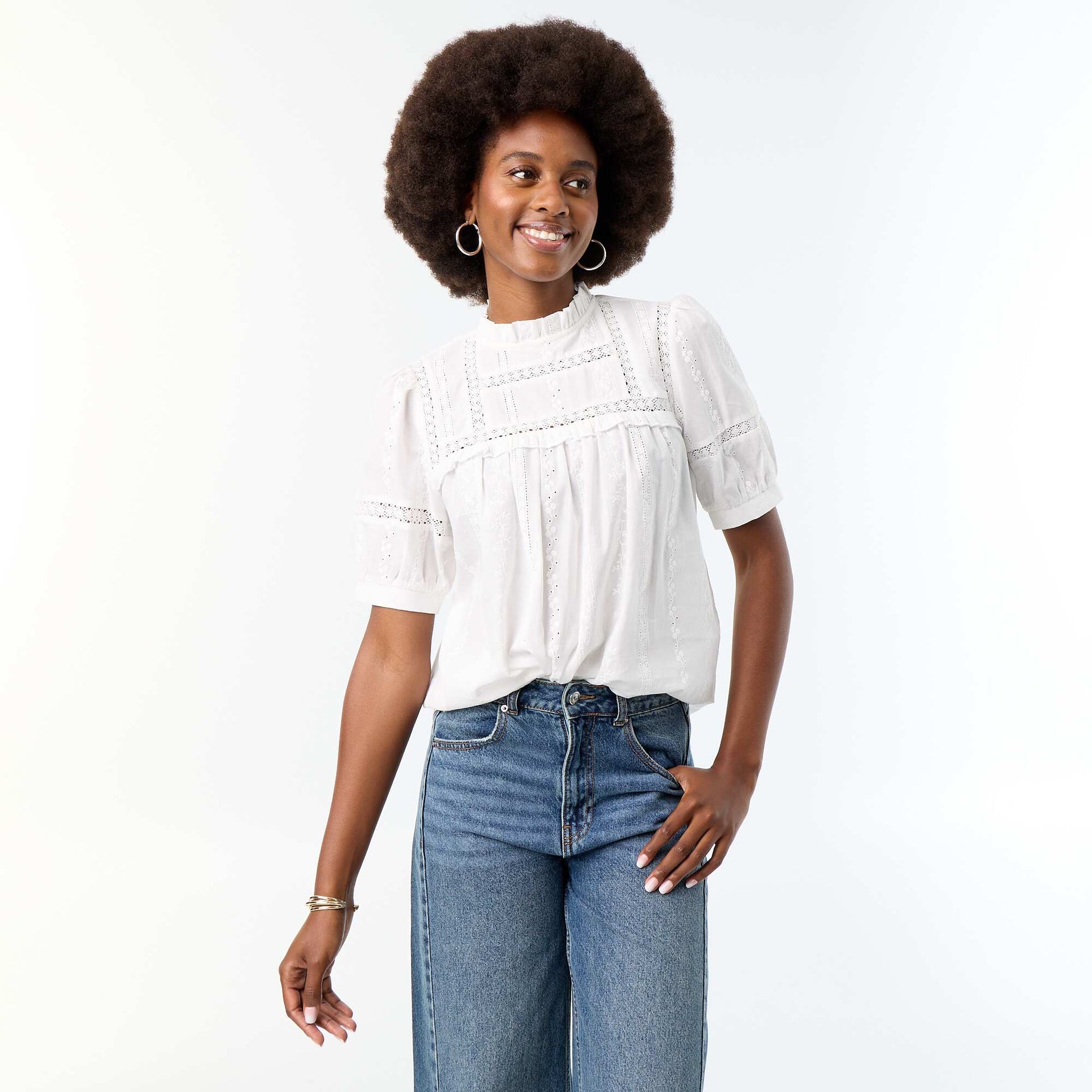 Short-sleeved blouse with embroidery WHITE