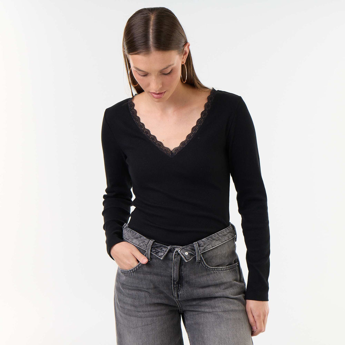 Lace-Trim Ribbed T-Shirt BLACK