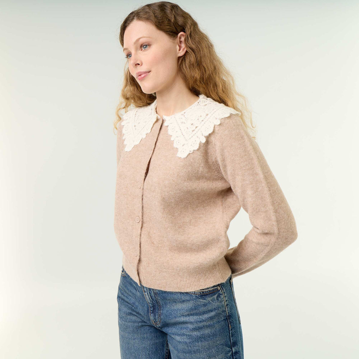 Buttoned Cardigan with Peter Pan Collar BEIGE