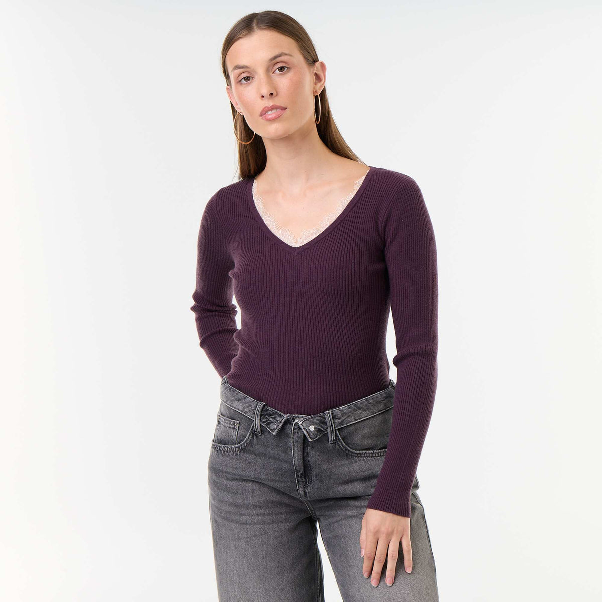 Ribbed V-neck sweater with lace PURPLE