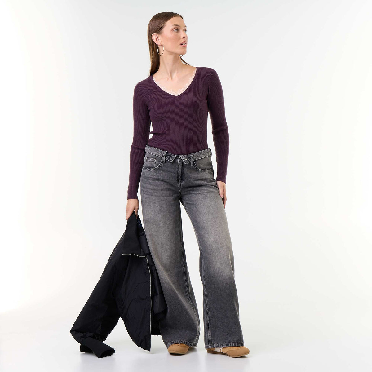 Ribbed V-neck sweater with lace PURPLE