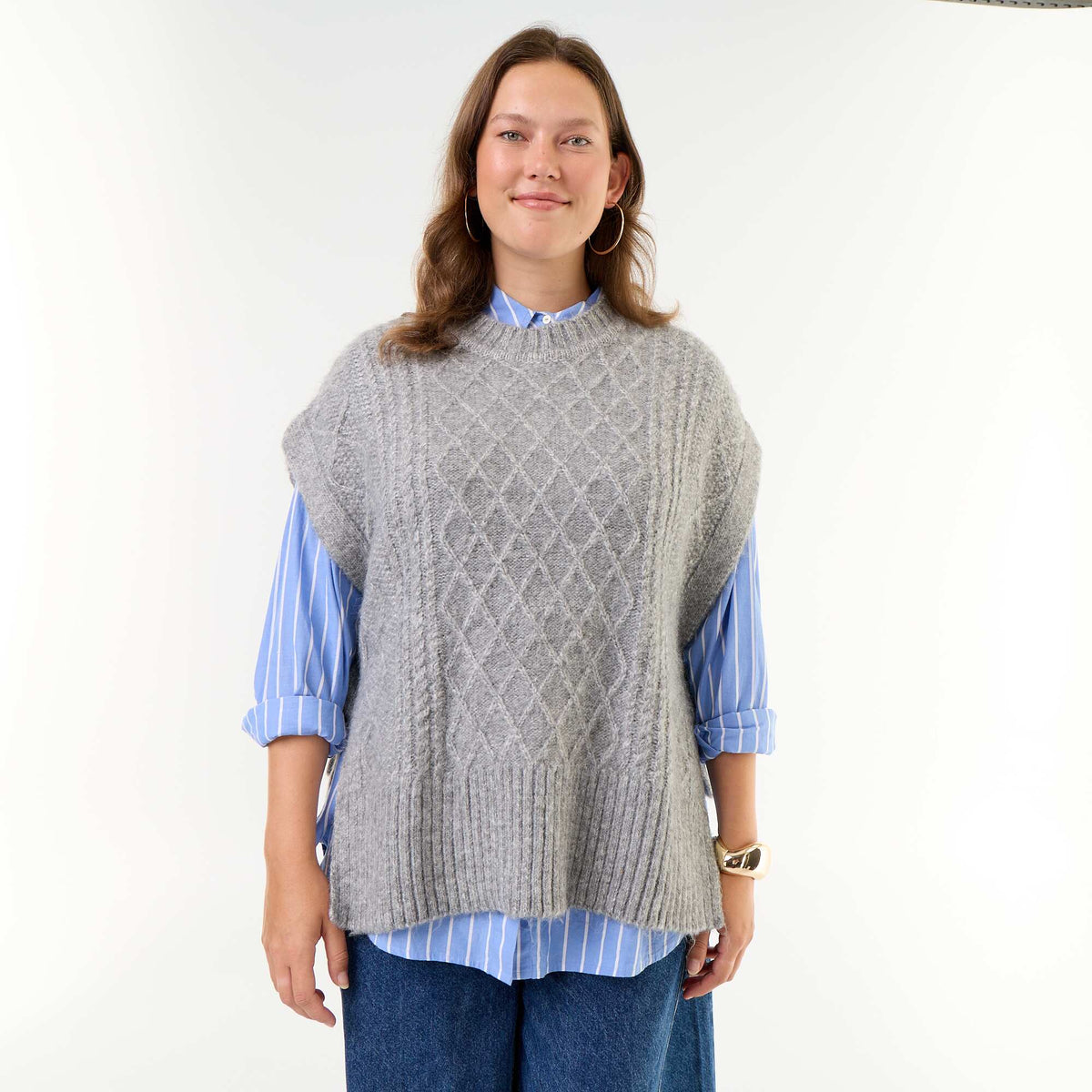 Sleeveless sweater with side ties GREY